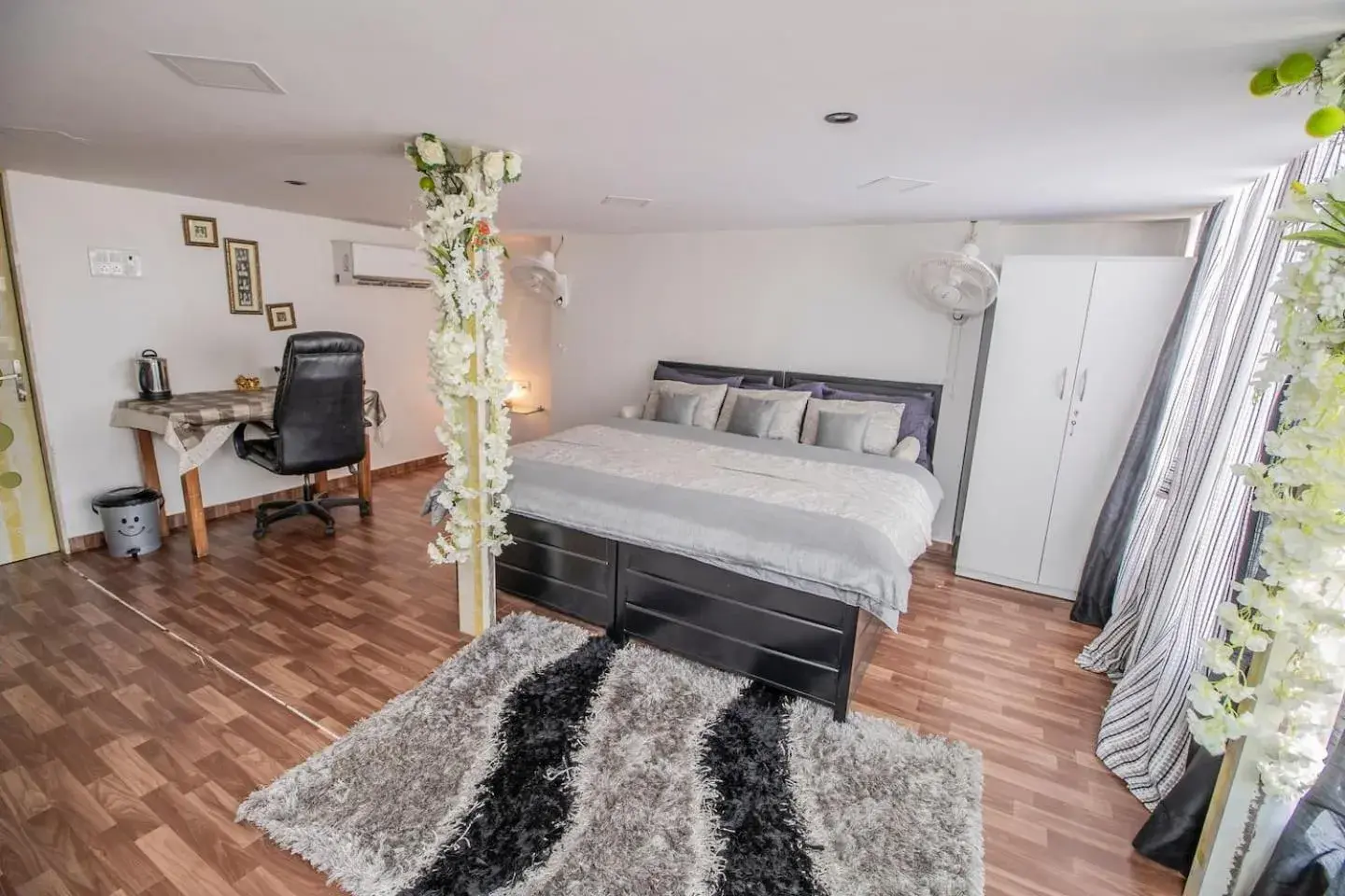 Studio Apartment in OSI Apartments Jogeshwari West Studio Apartment in OSI Apartments Jogeshwari West