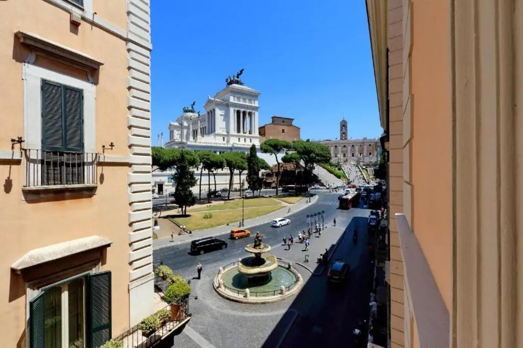 Landmark view in Roma Five Suites
