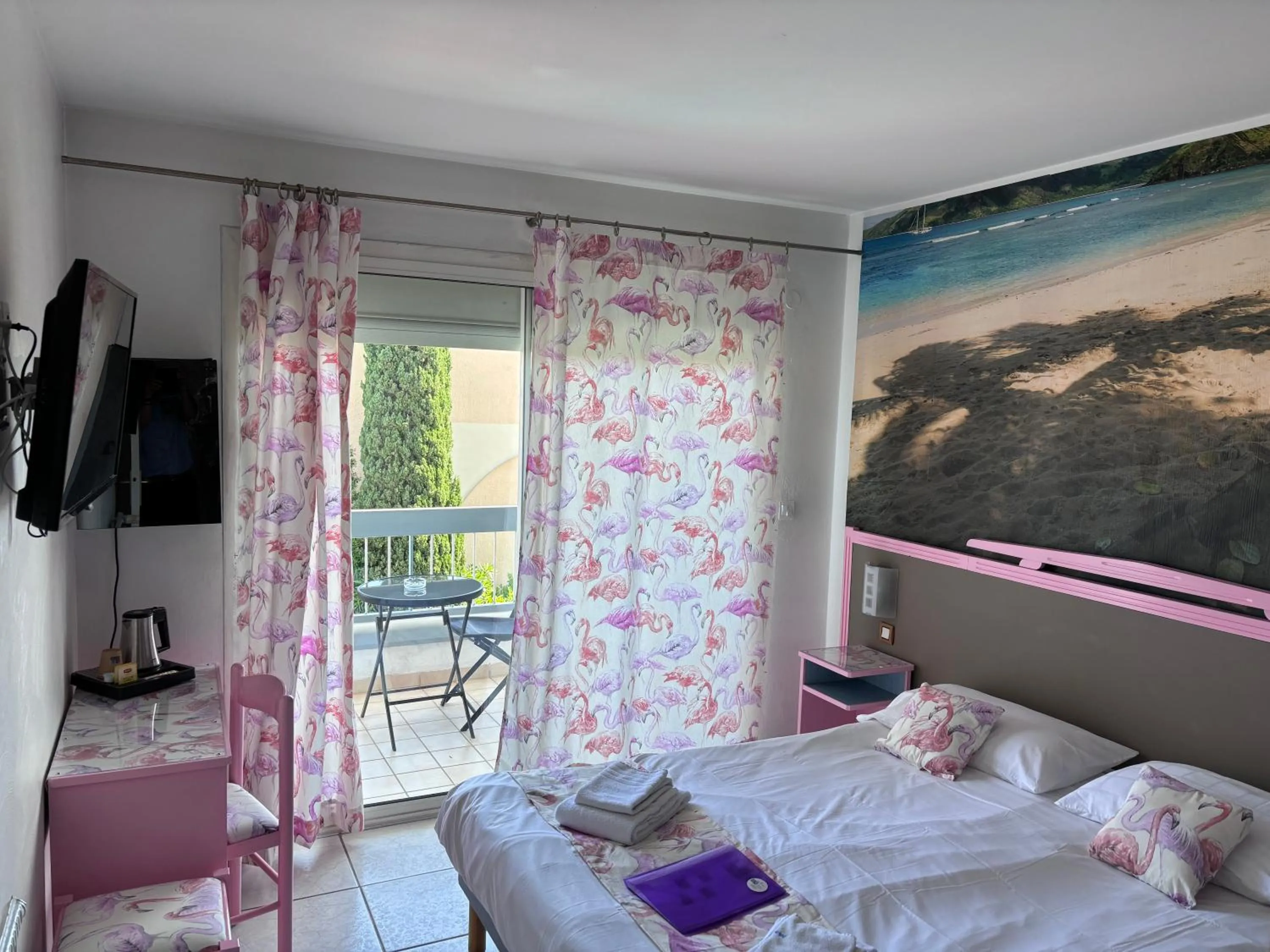 Bed in Hôtel Restaurant de la Mer