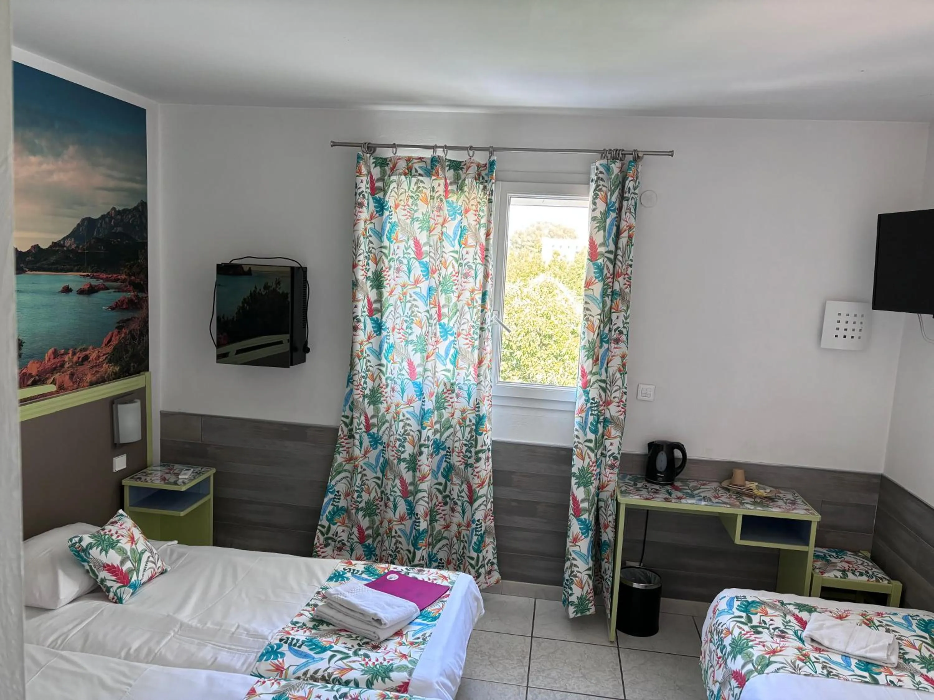 Bed in Hôtel Restaurant de la Mer