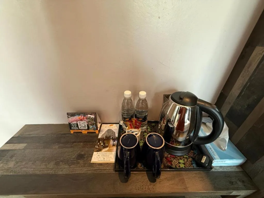 Coffee/tea facilities in Rest And Comfort Boutique Hotel