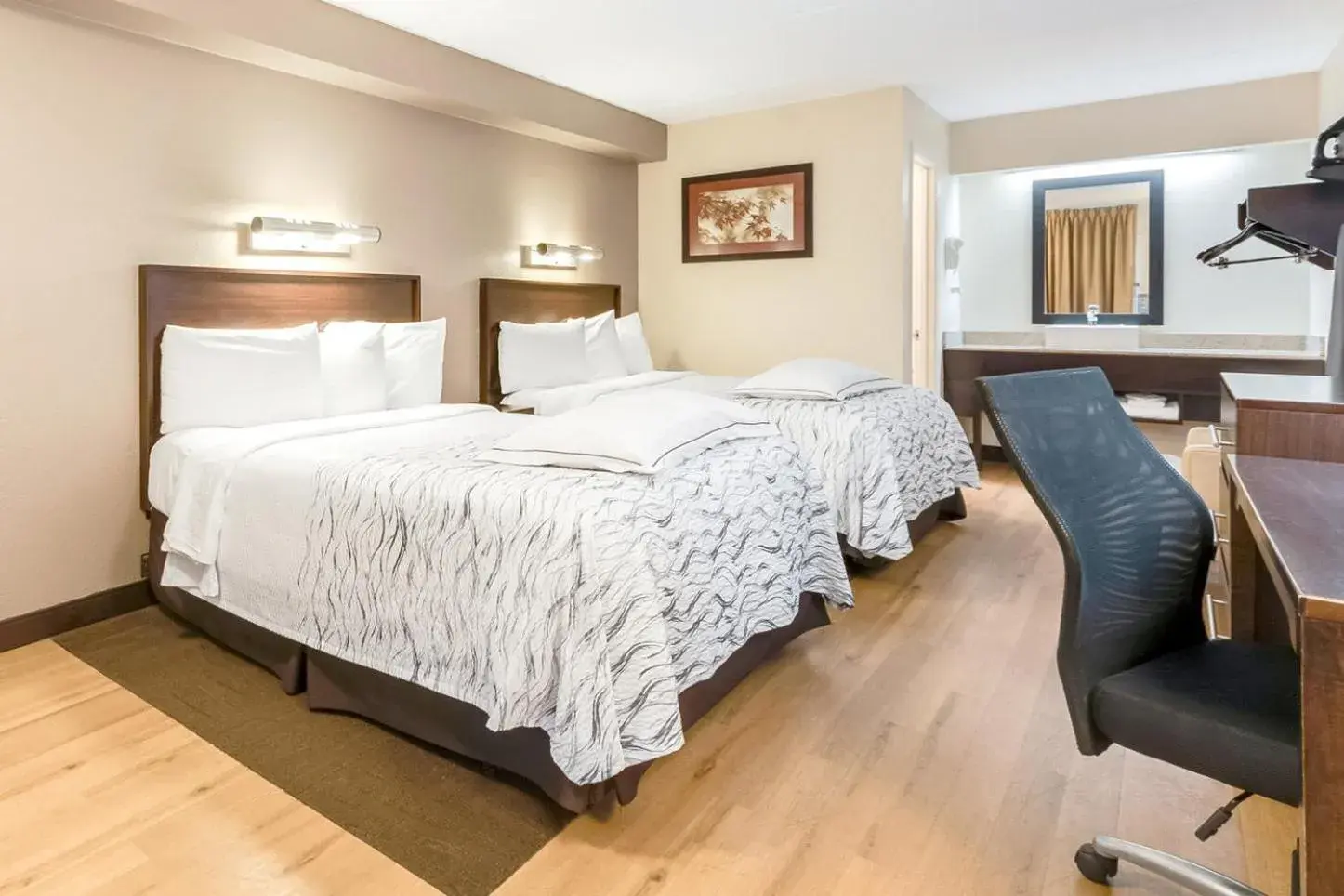 Photo of the whole room, Bed in Red Roof Inn PLUS+ Mt Pleasant - Patriots Point Photo of the whole room, Bed in Red Roof Inn PLUS+ Mt Pleasant - Patriots Point