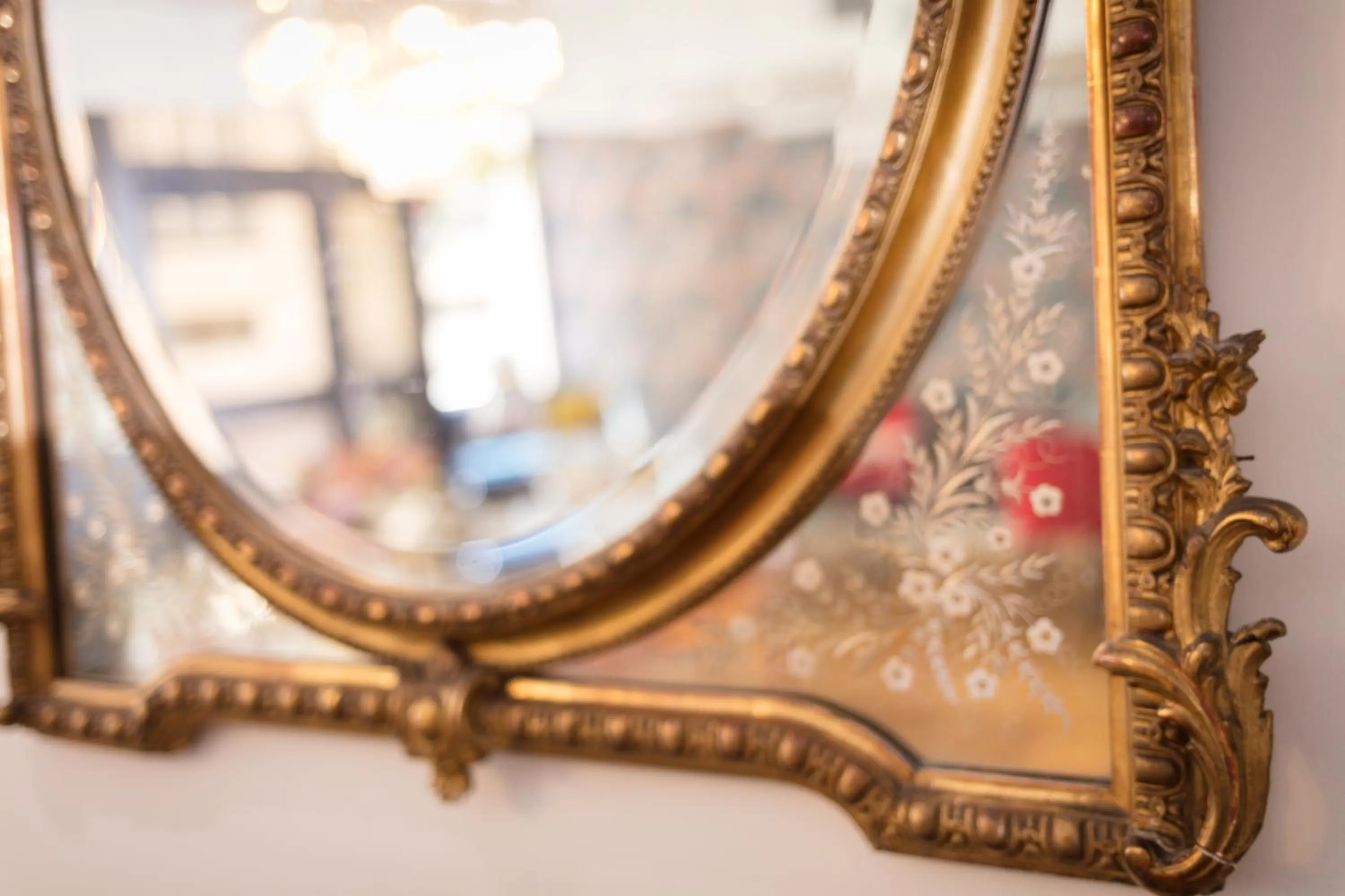 Decorative detail in Hotel Albert 1er