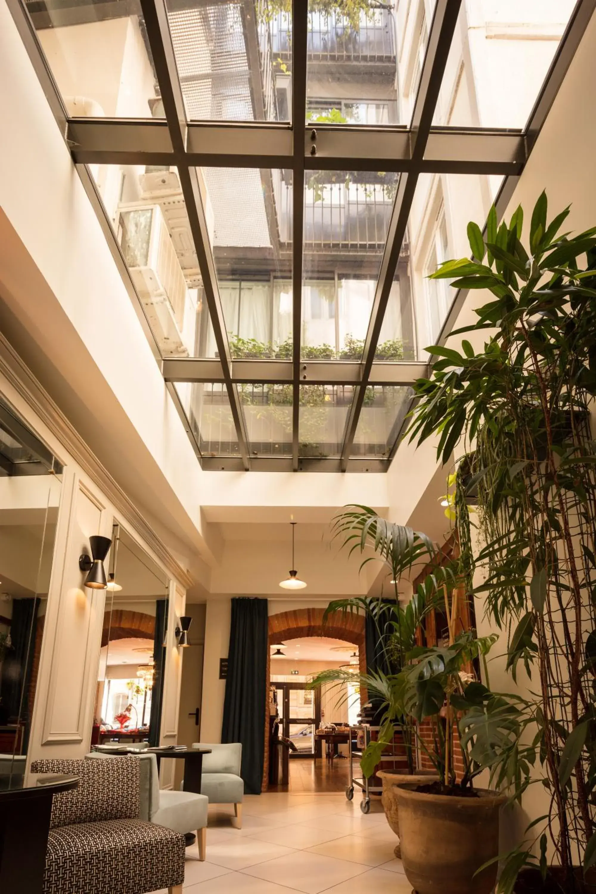 Lobby or reception in Hotel Albert 1er Lobby or reception in Hotel Albert 1er