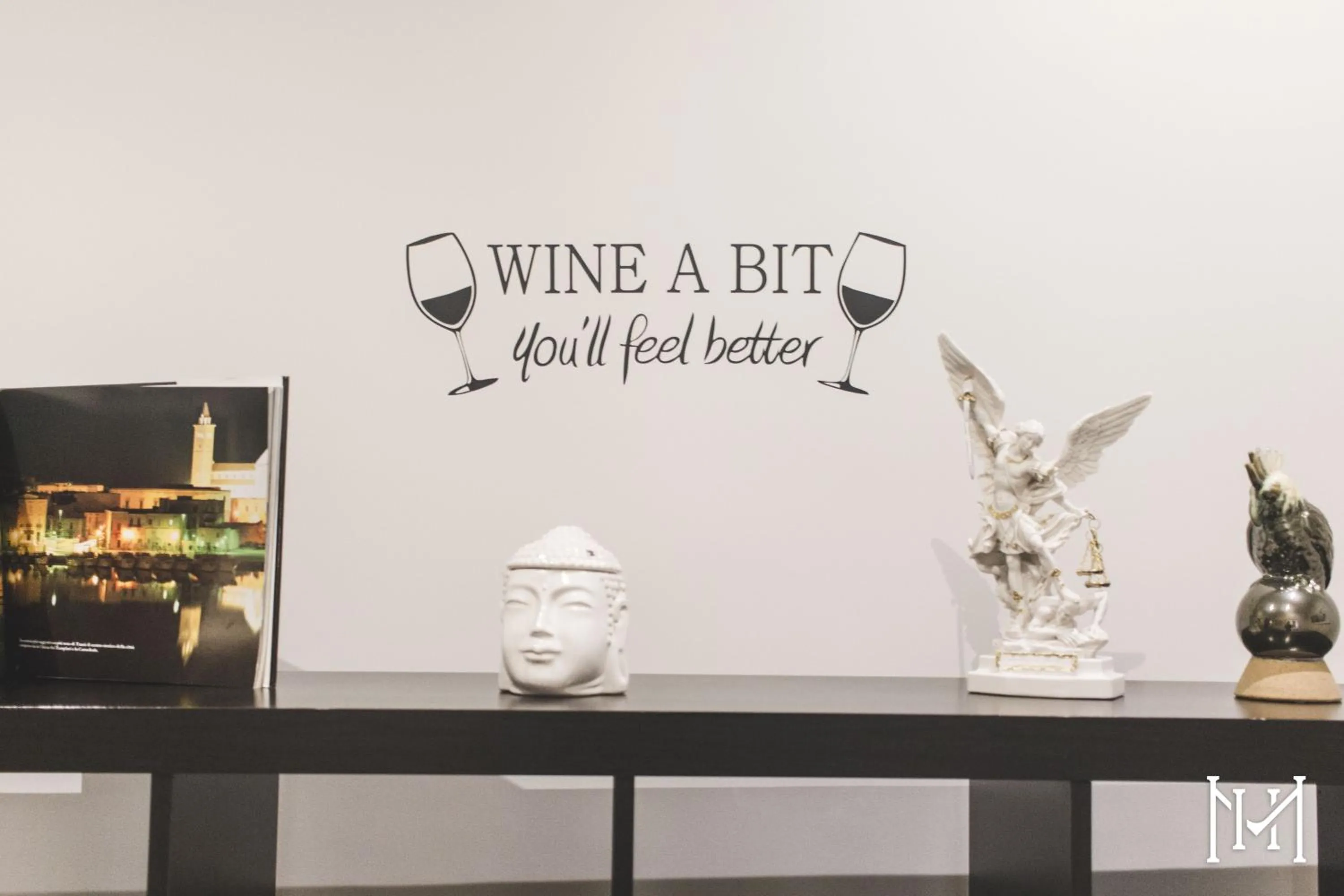 Logo/Certificate/Sign in Mulberry House