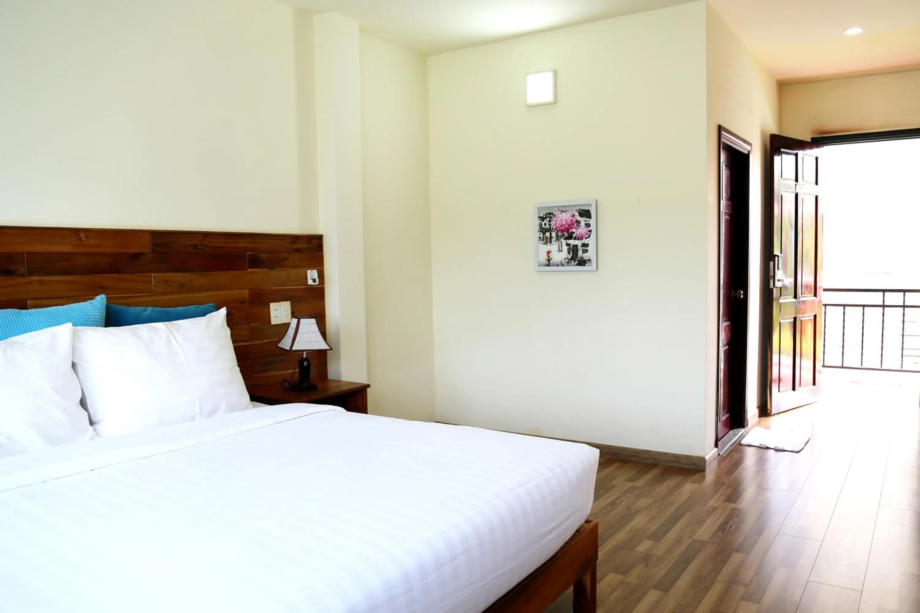 Living room, Bed in Le Garden Resort & Spa Phú Quốc