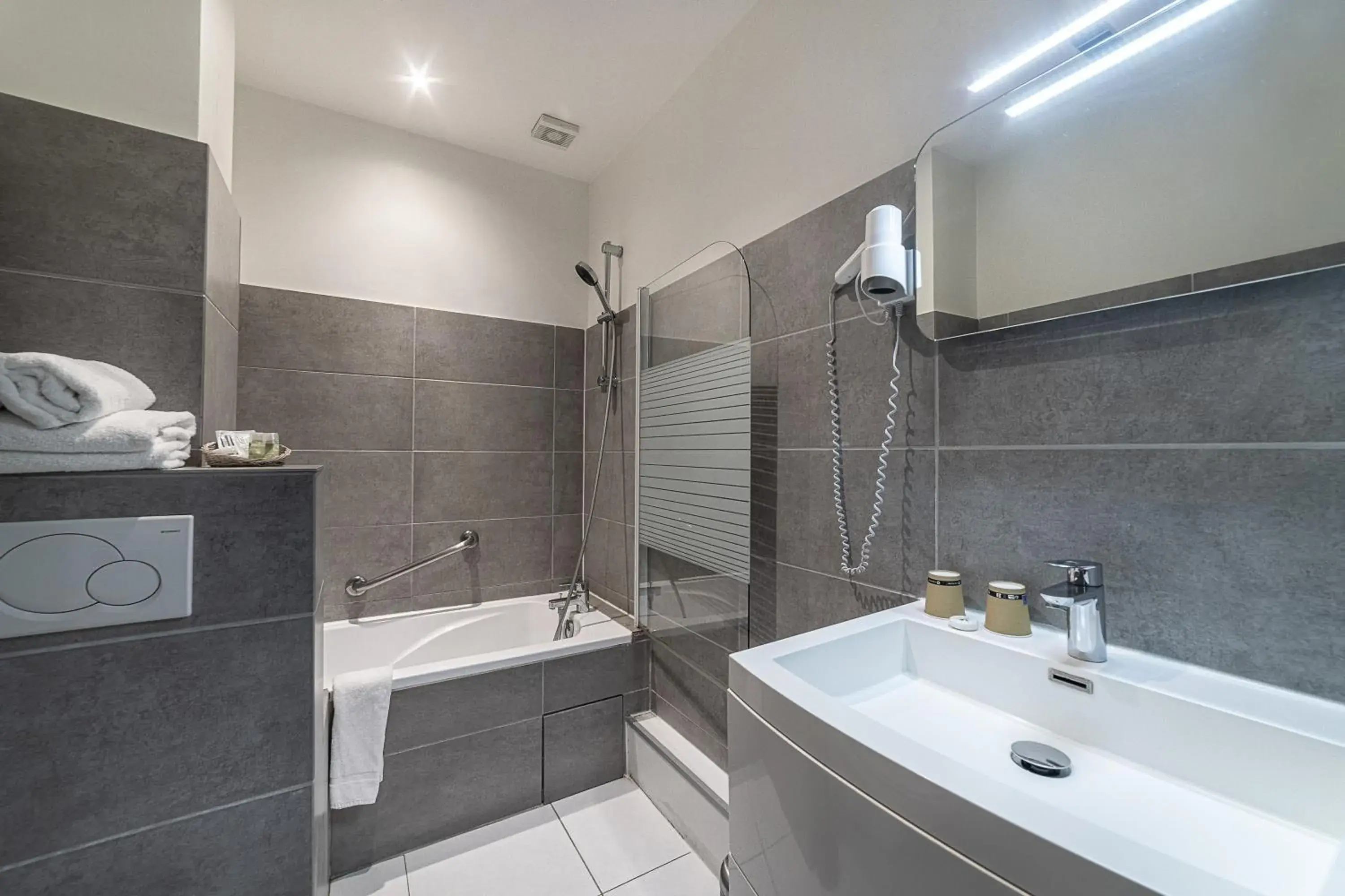 Double Room with Sea View in Hotel de la Baie Double Room with Sea View in Hotel de la Baie