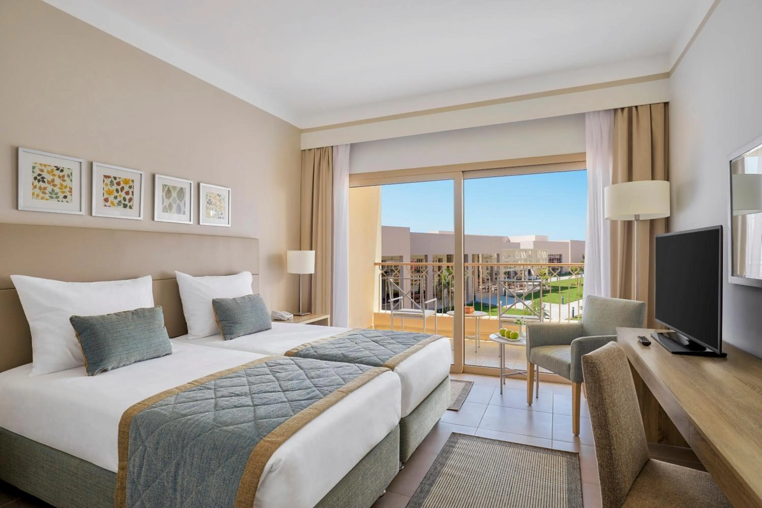 Photo of the whole room, Bed in JAZ Elite Maraya