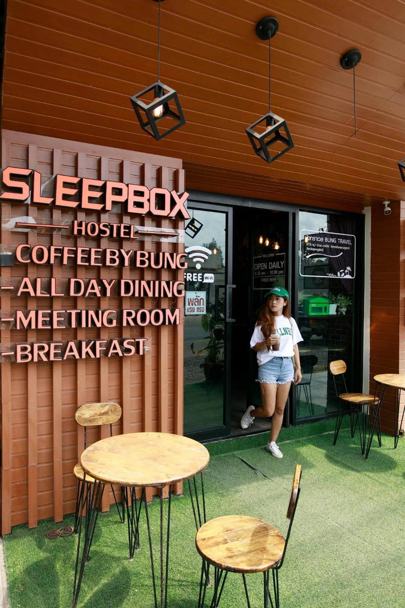 Sleepbox Hostel Suratthani