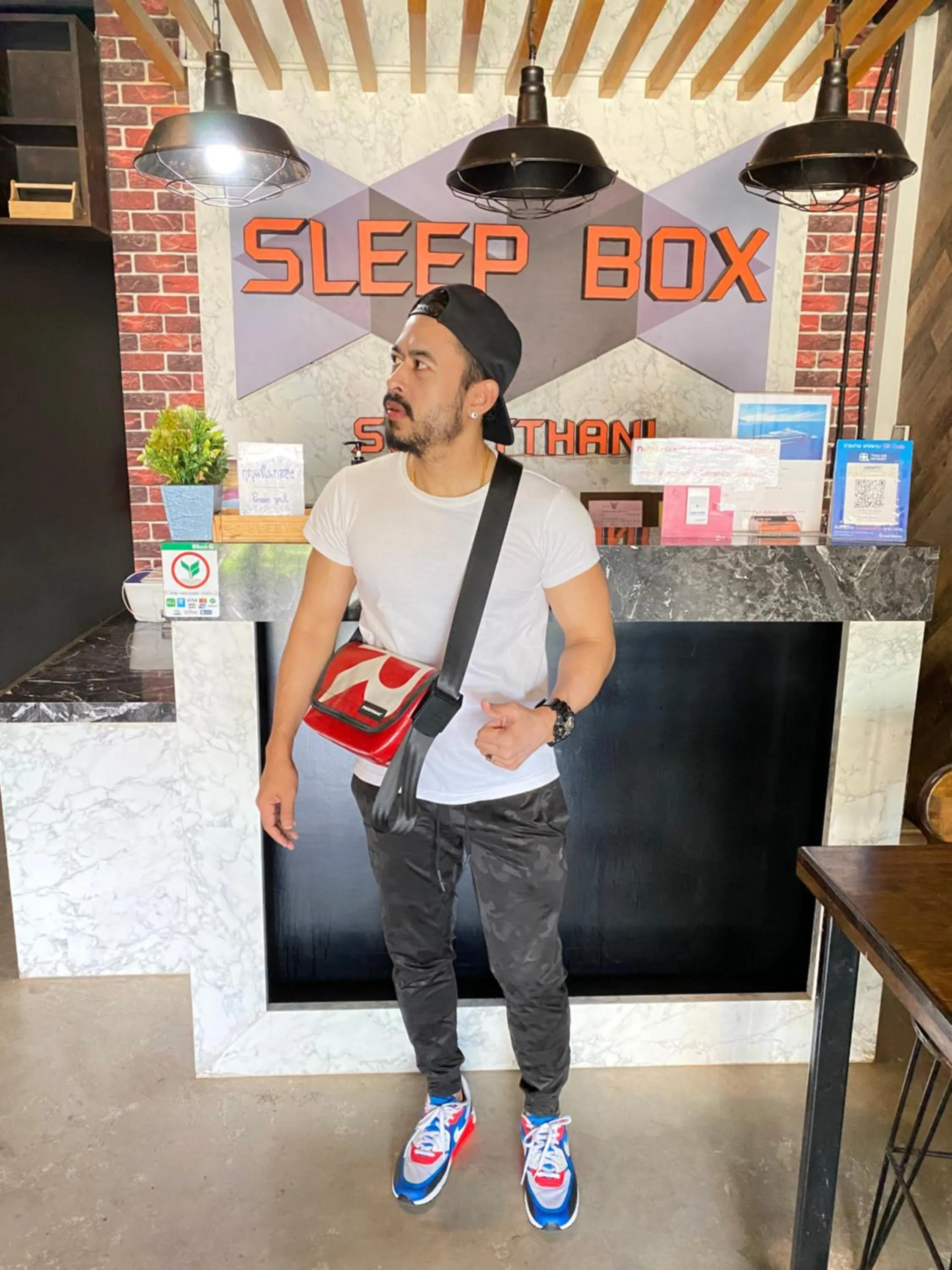 Sleepbox Hostel Suratthani