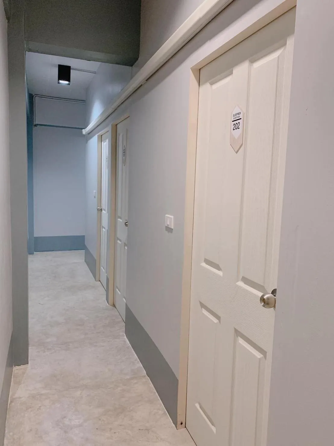 Sleepbox Hostel Suratthani