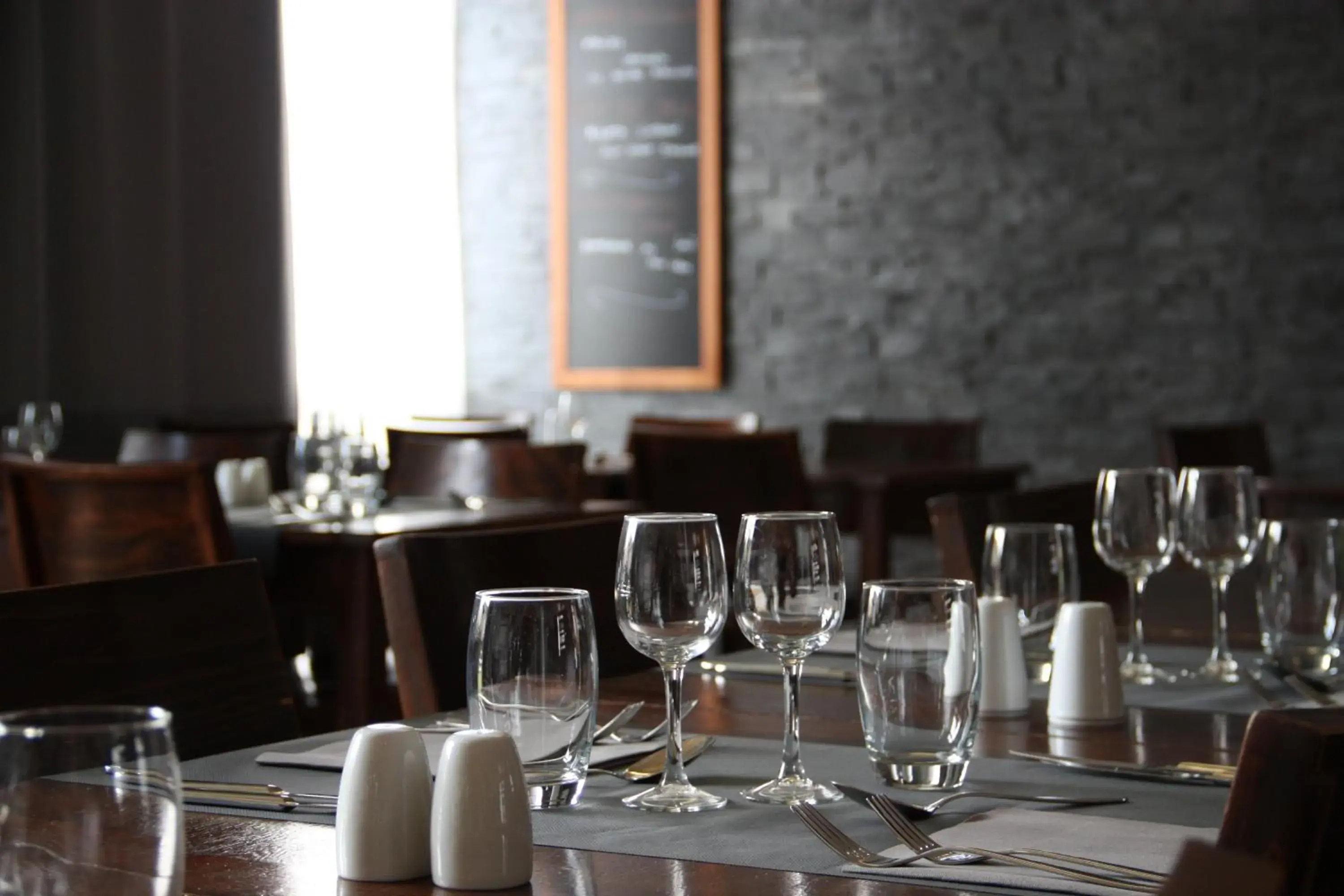 Restaurant/places to eat in Kyriad Marne-La-Vallée Torcy Restaurant/places to eat in Kyriad Marne-La-Vallée Torcy