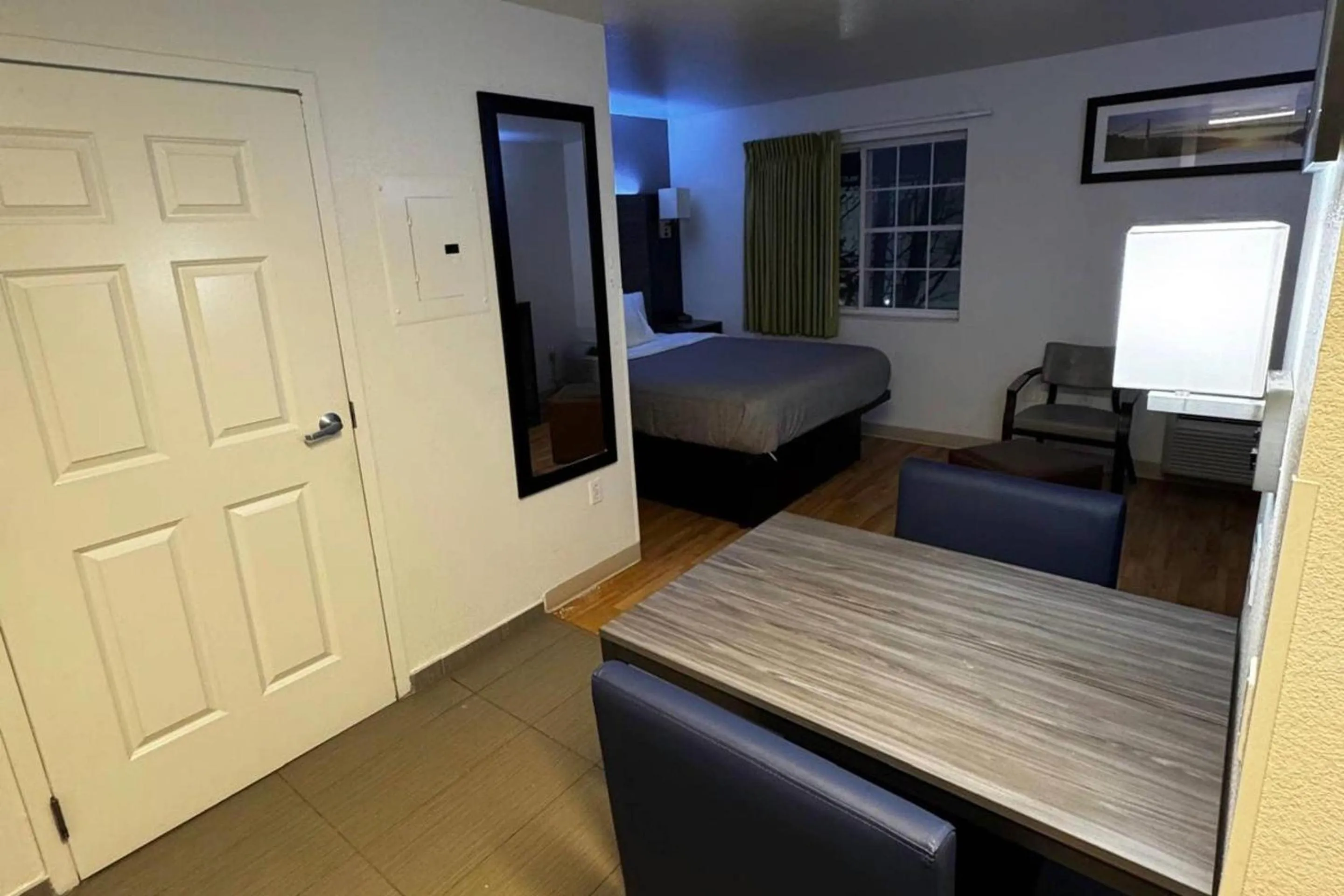 Bedroom, Bed in Quality Inn Fishers - Indianapolis