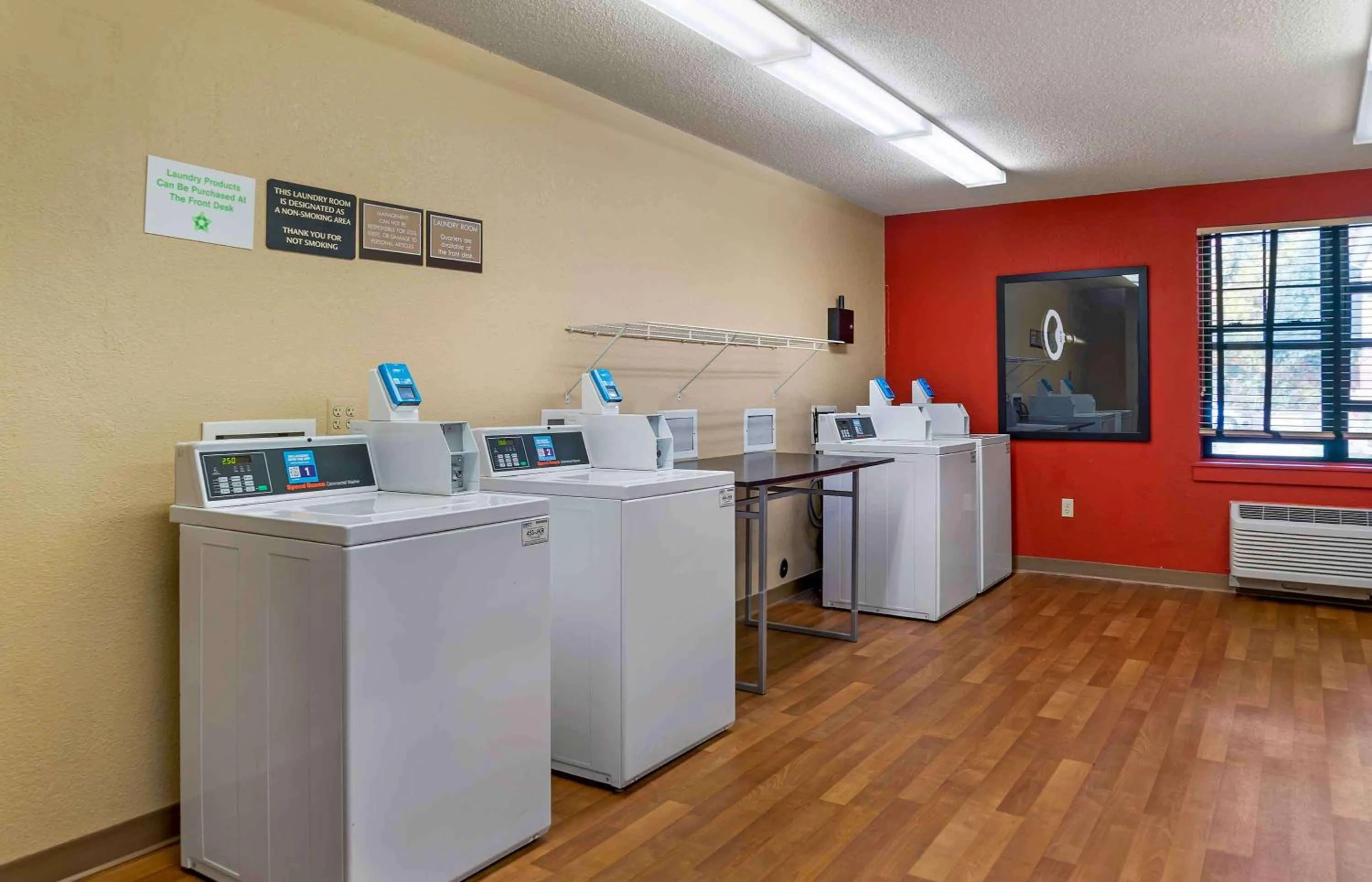 Property building in Extended Stay America Select Suites - Detroit - Novi - Haggerty Road