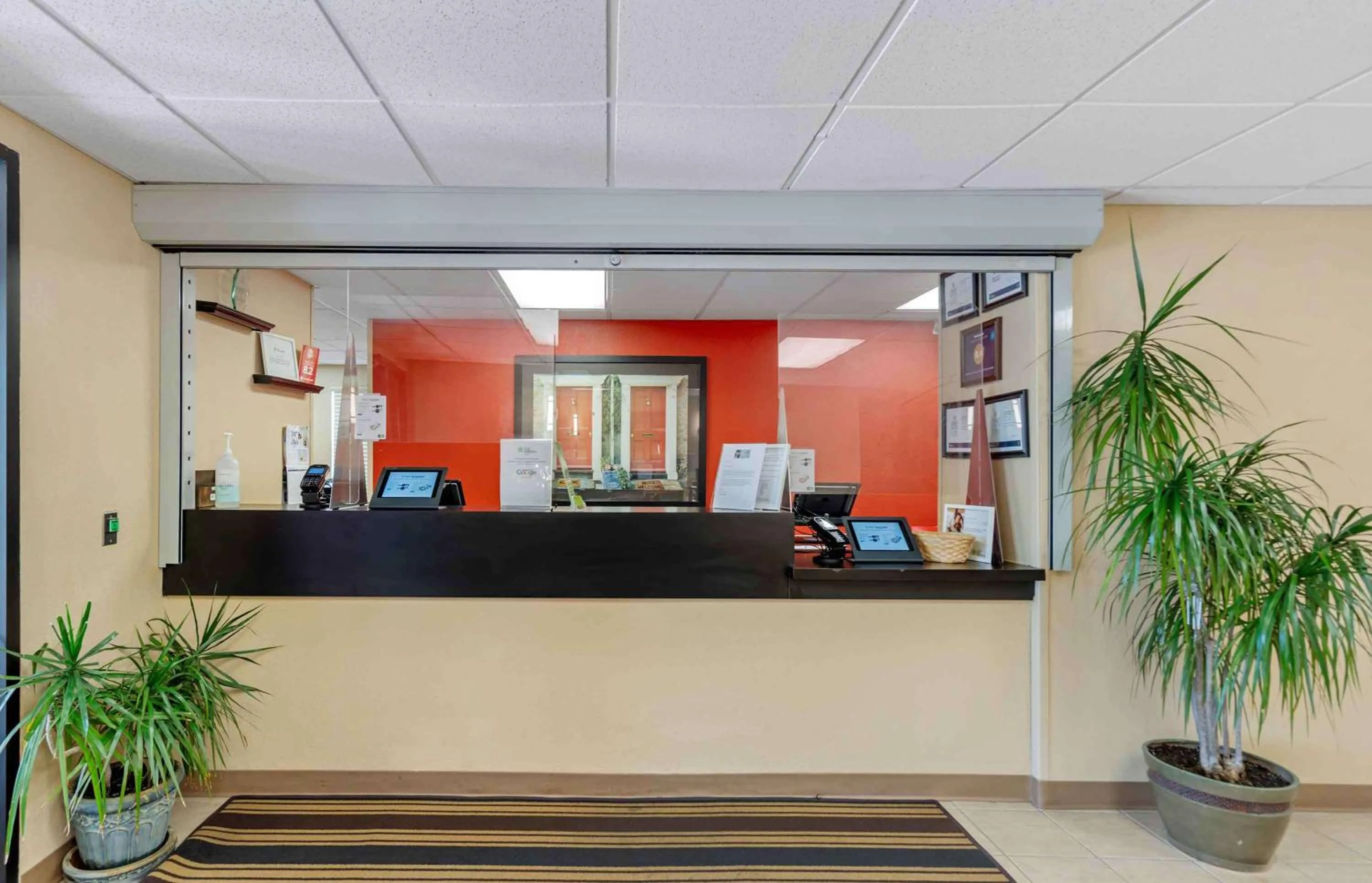 Lobby or reception in Extended Stay America Select Suites - Chicago - Rolling Meadows