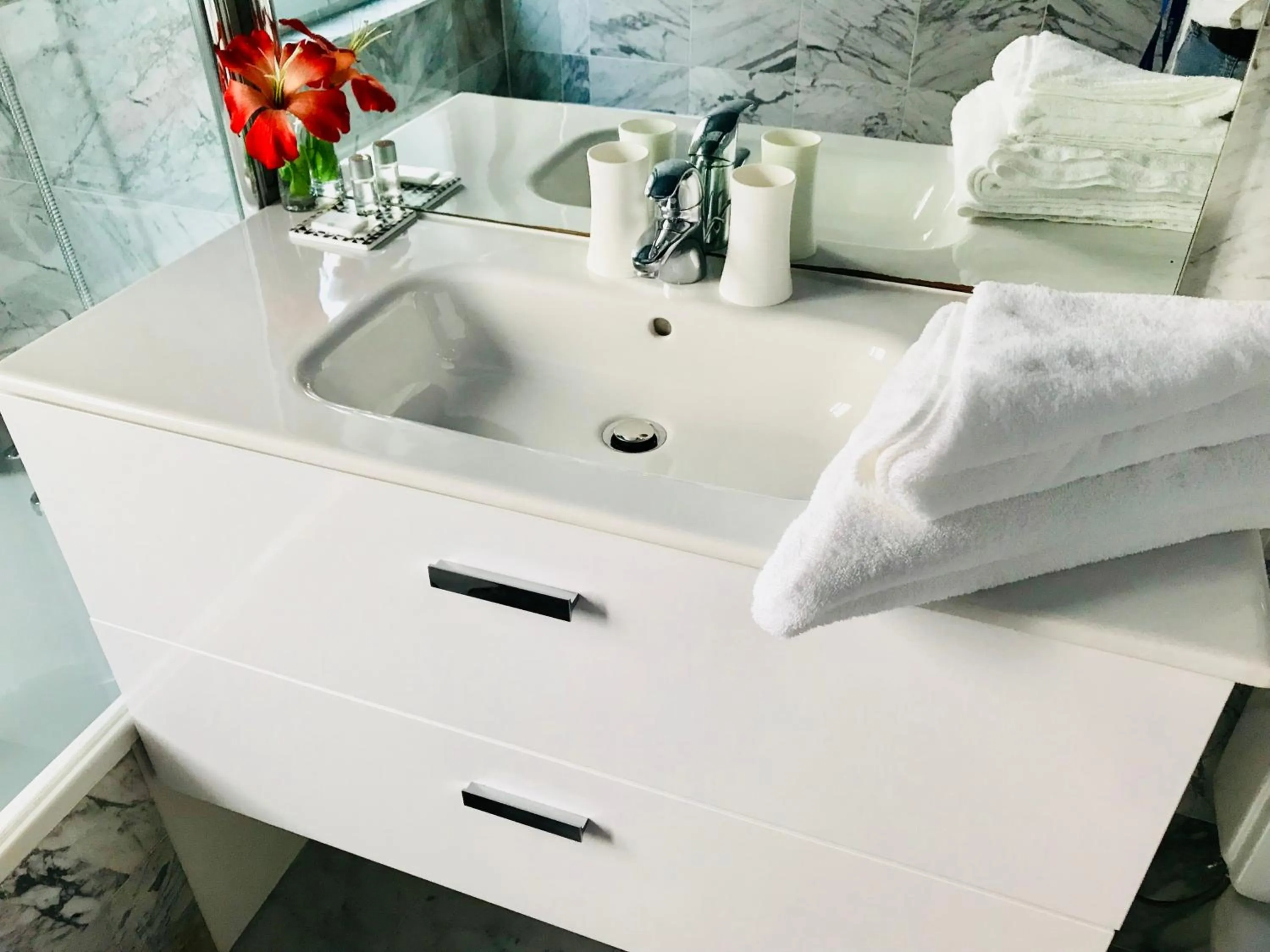 Bathroom in Hotel Le Festival