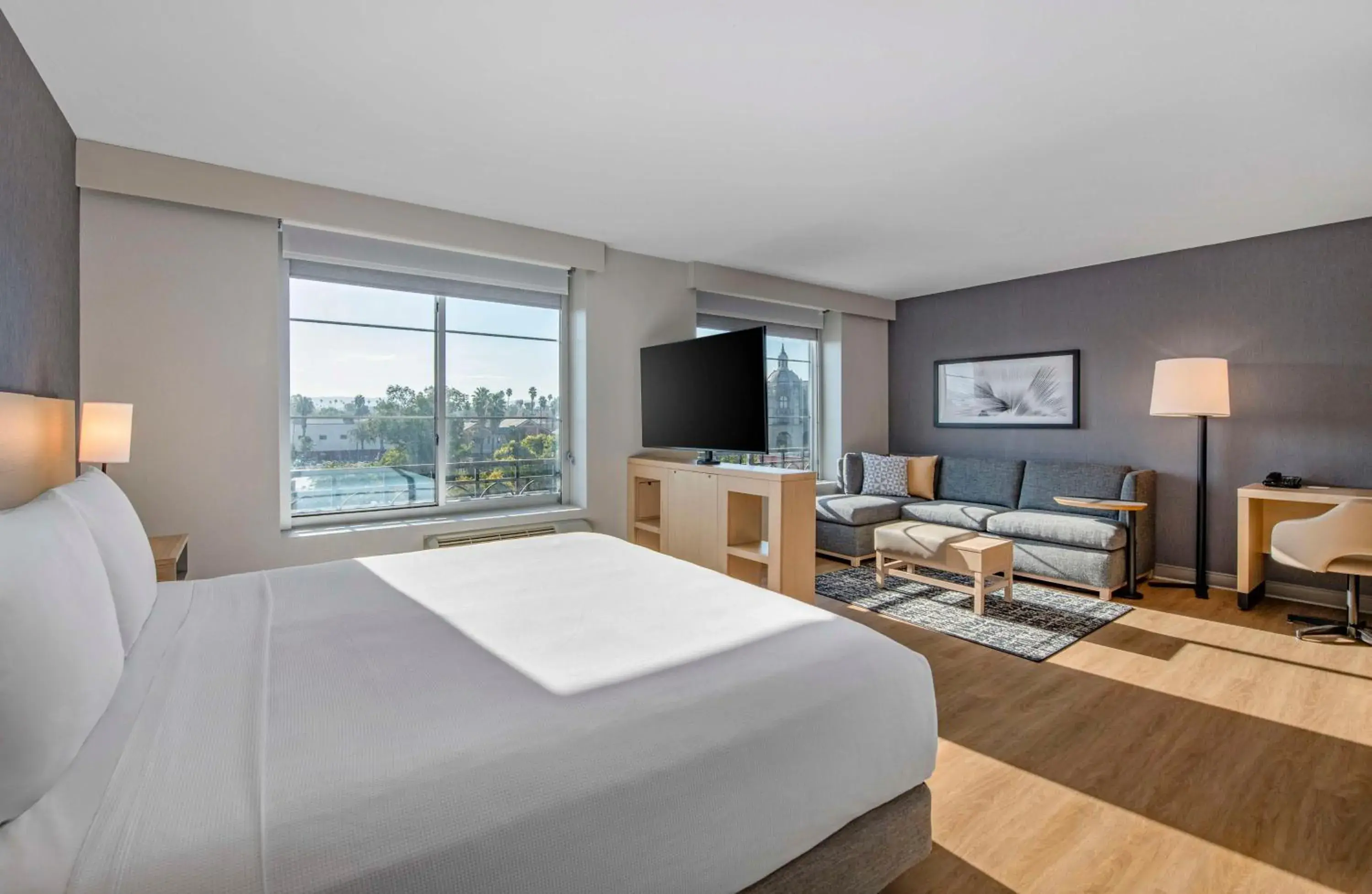 Bedroom, Bed in Hyatt Place Riverside Downtown Bedroom, Bed in Hyatt Place Riverside Downtown