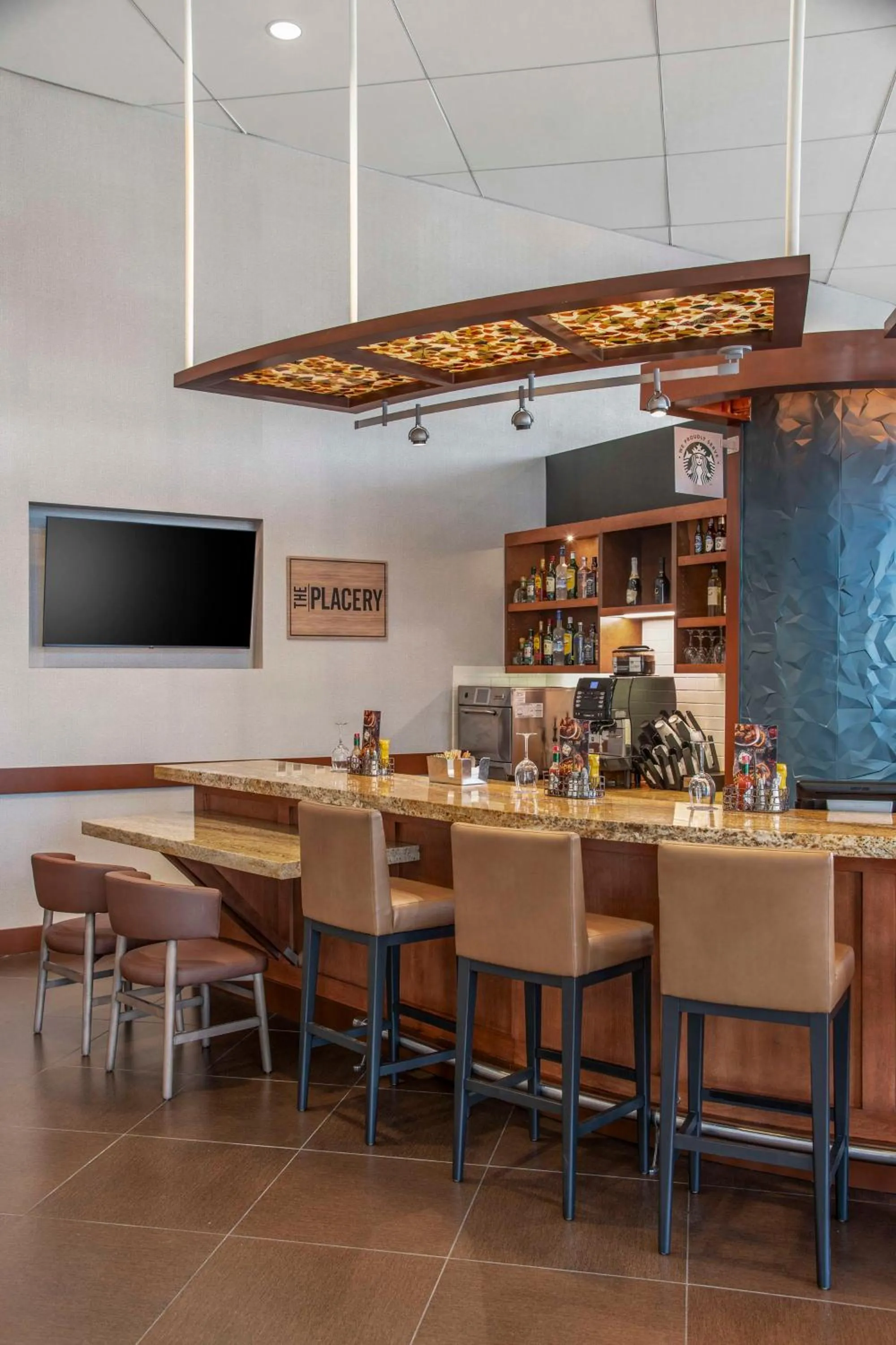 Restaurant/places to eat in Hyatt Place Riverside Downtown