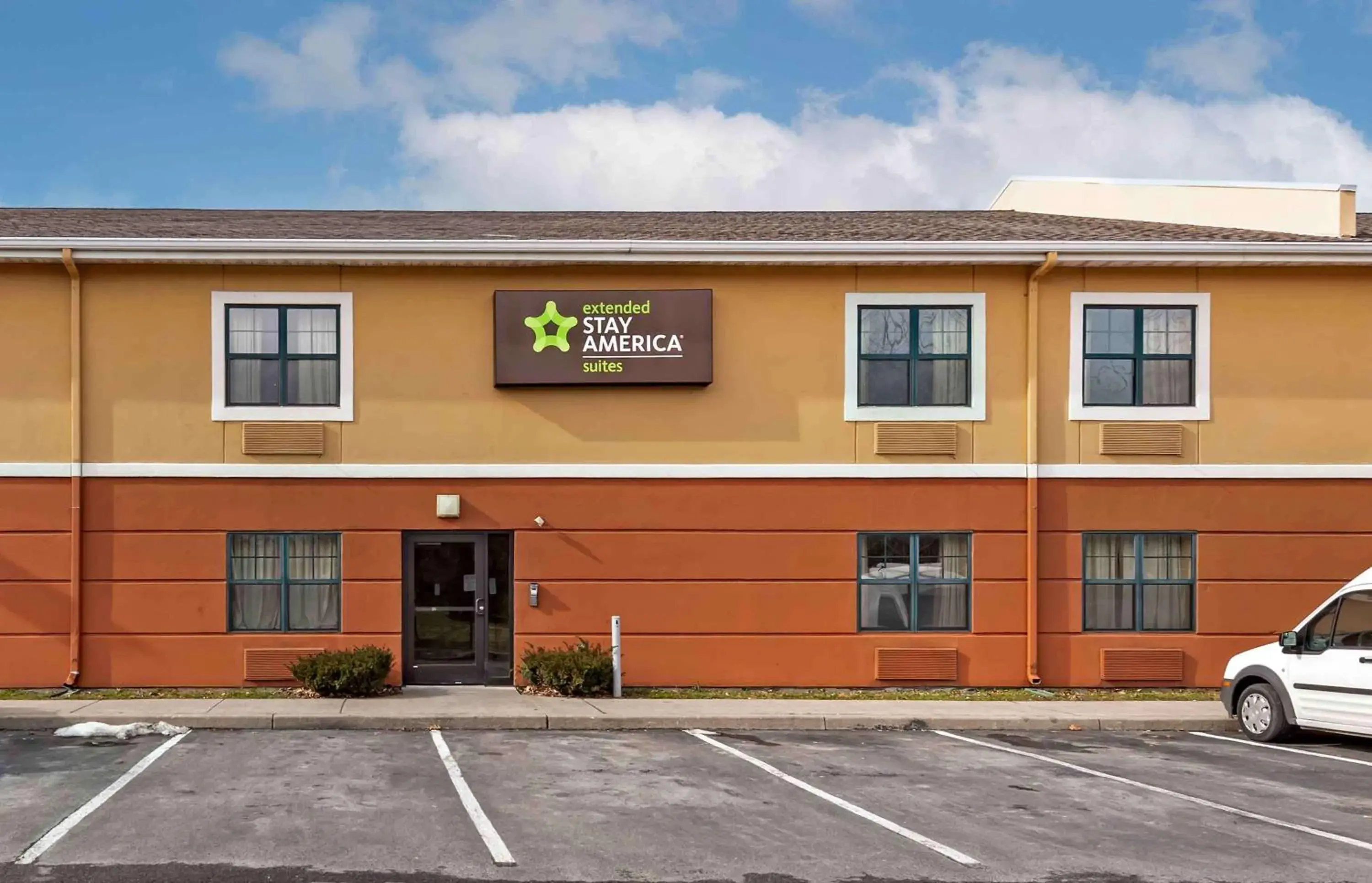 Property building in Extended Stay America Suites - Rochester - Greece Property building in Extended Stay America Suites - Rochester - Greece
