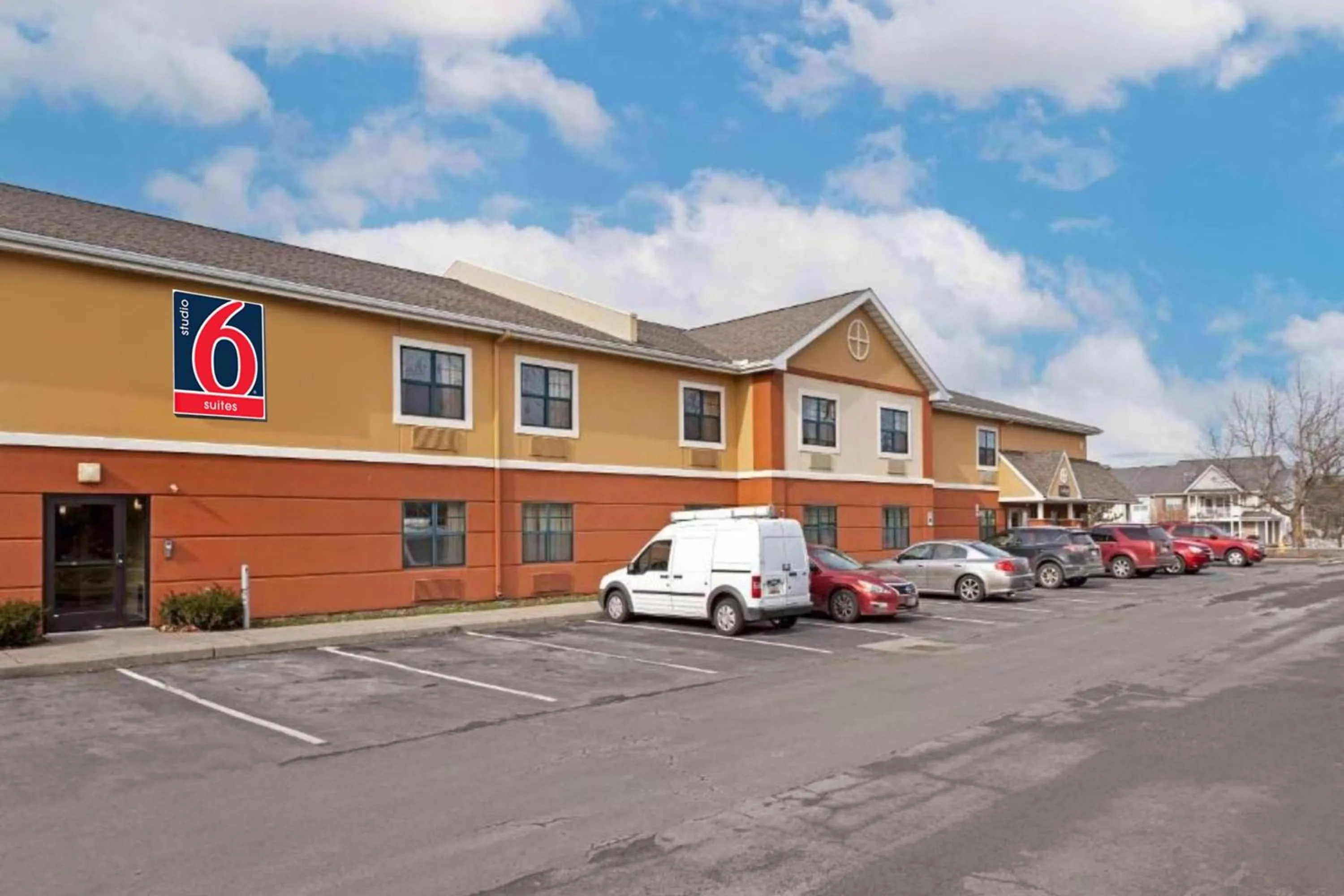 Parking in Studio 6 Extended Stay Rochester Greece NY