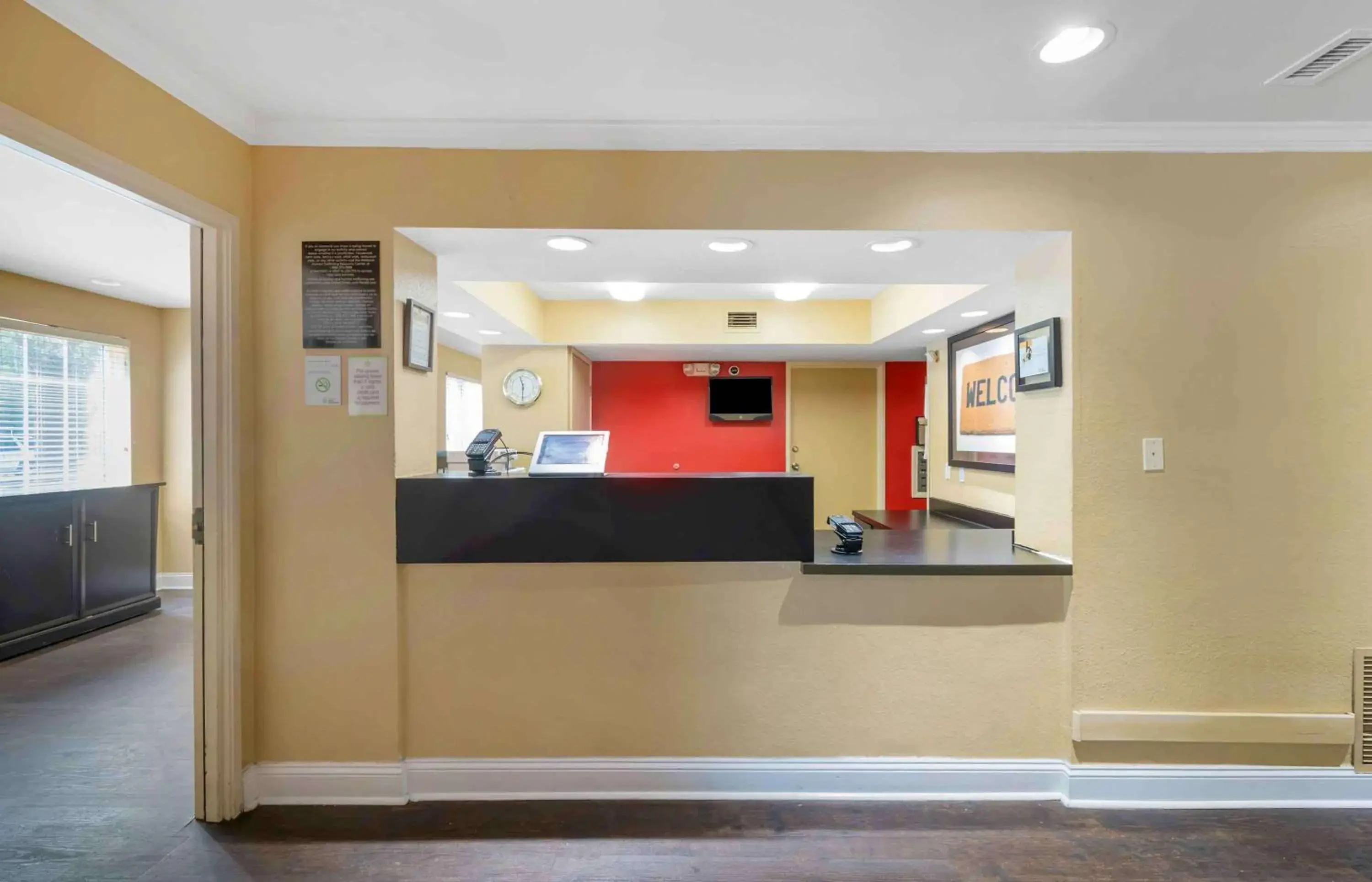 Lobby or reception in Extended Stay America Select Suites - Jacksonville - Baymeadows Lobby or reception in Extended Stay America Select Suites - Jacksonville - Baymeadows