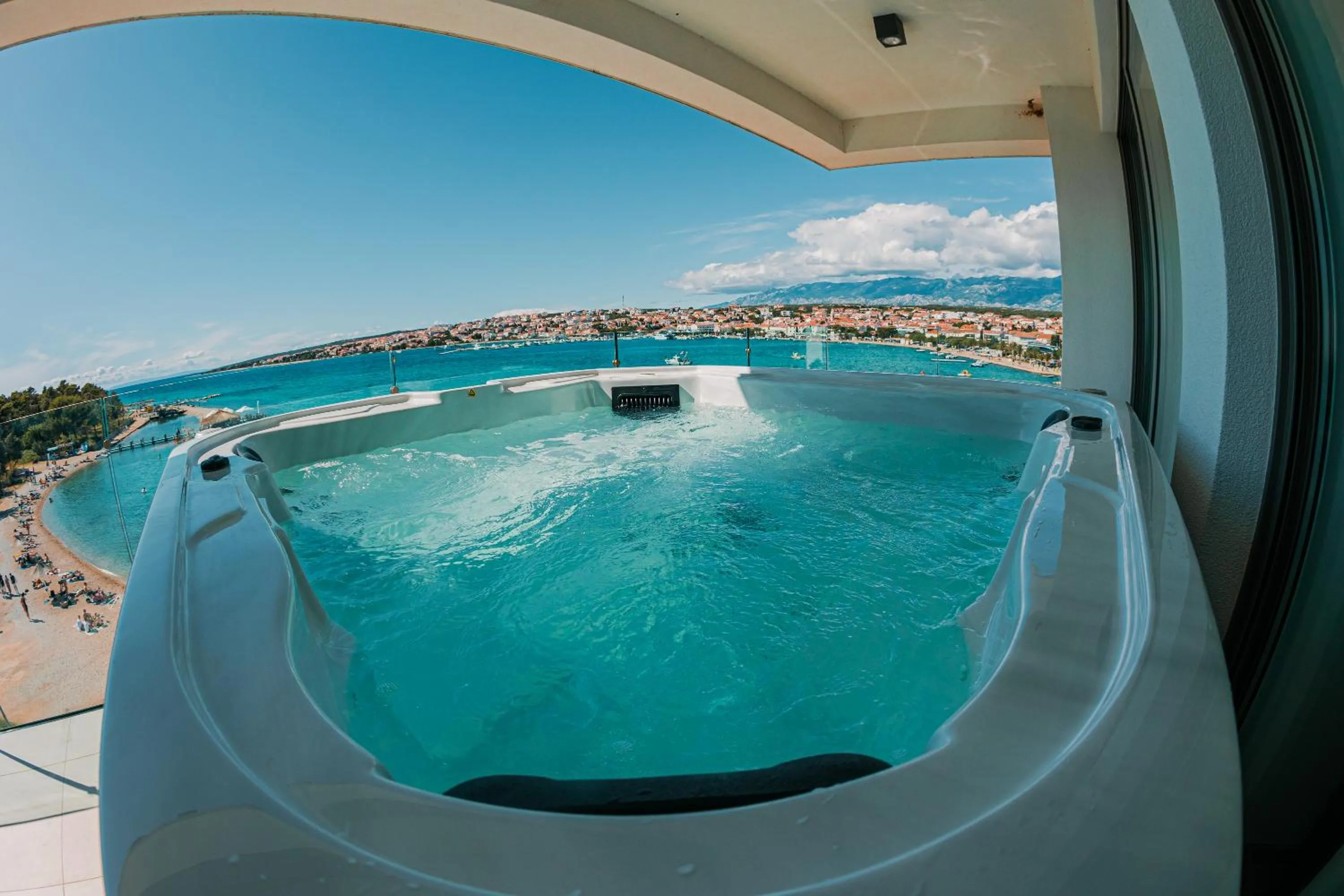 Swimming pool in Kaneo beach hotel Novalja