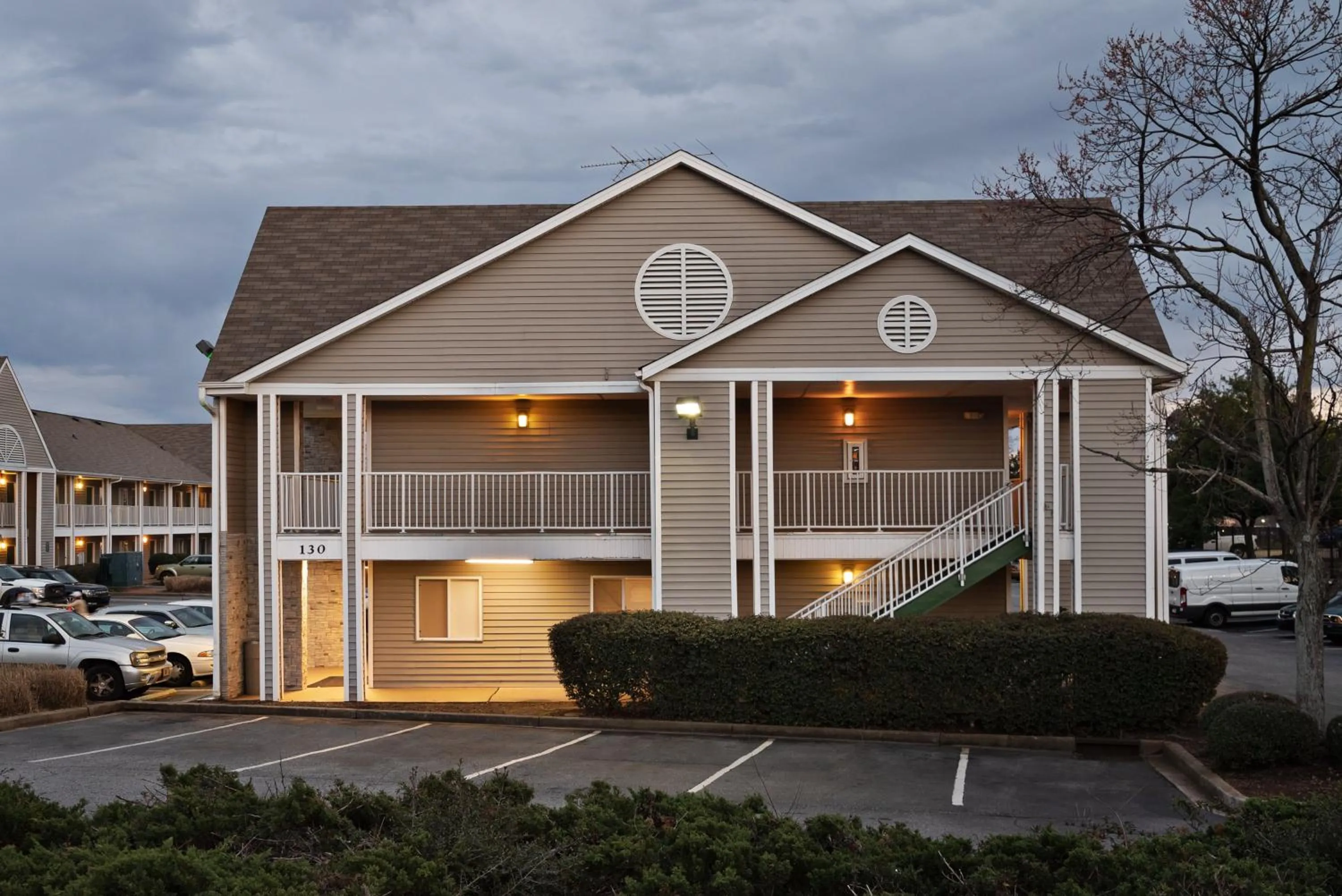 Property building in HomeTowne Studios by Red Roof Spartanburg - Asheville Highway