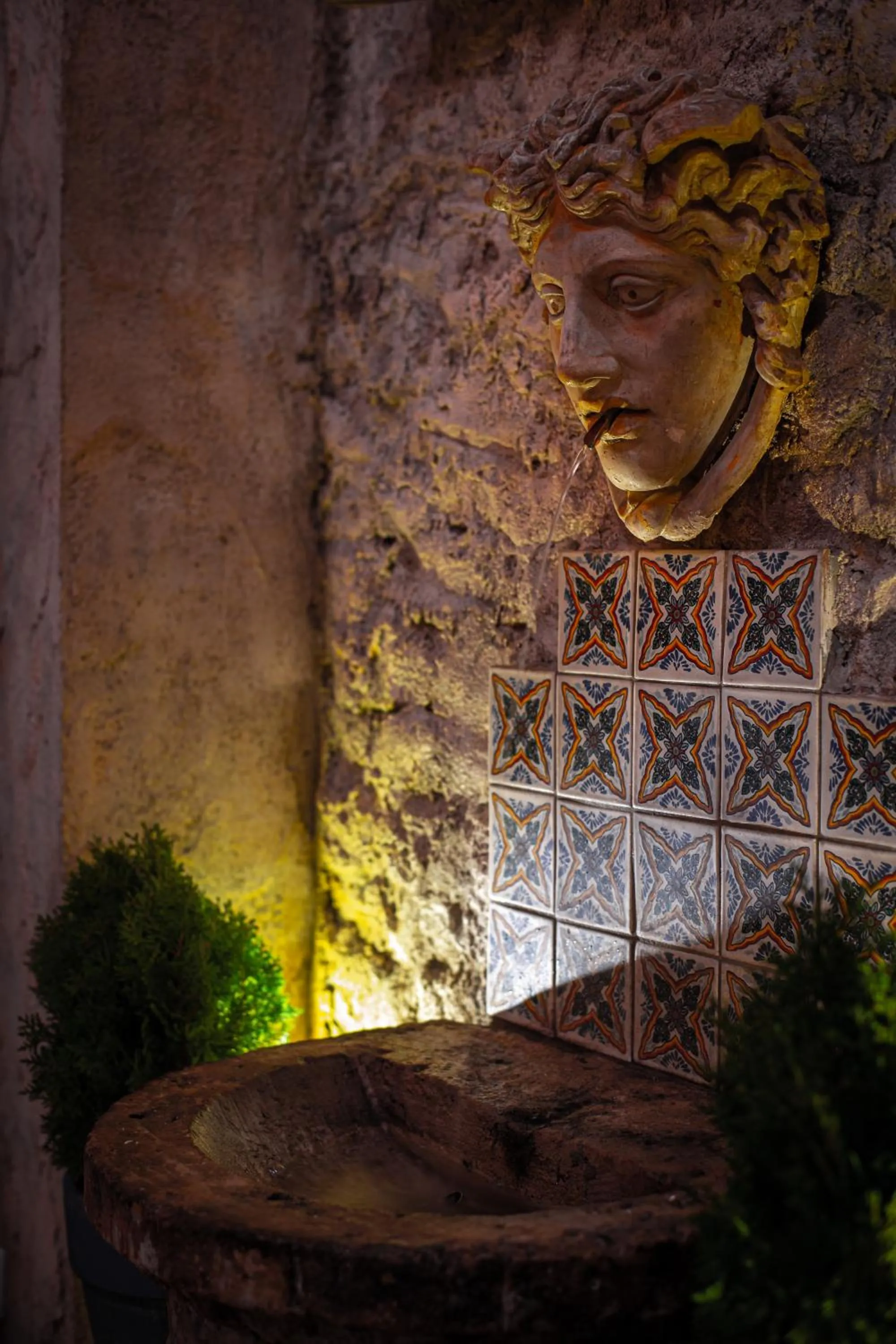 Lounge or bar in Paul's Fantasia Boutique Suites