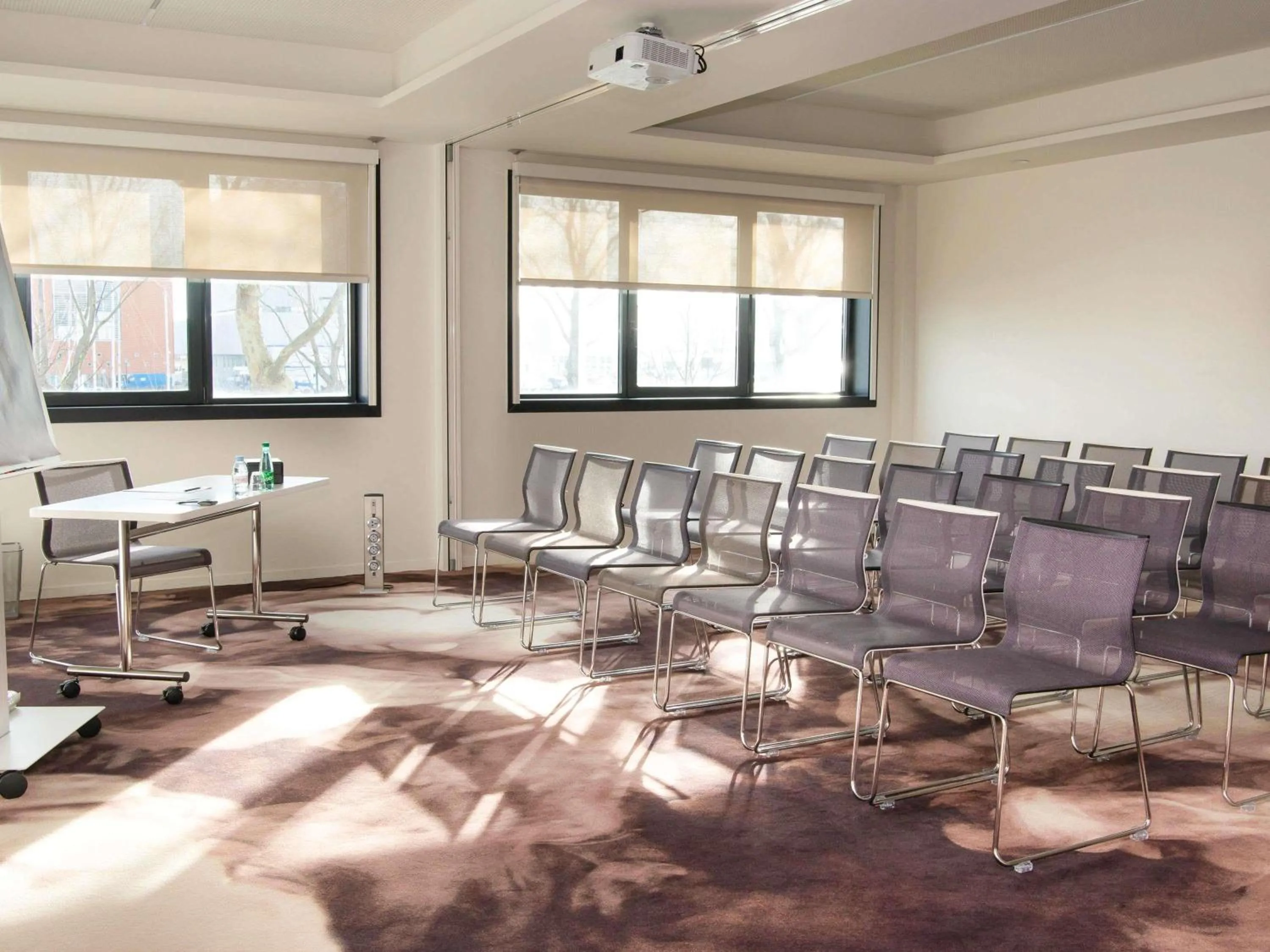 Meeting/conference room in Novotel Le Havre Centre Gare