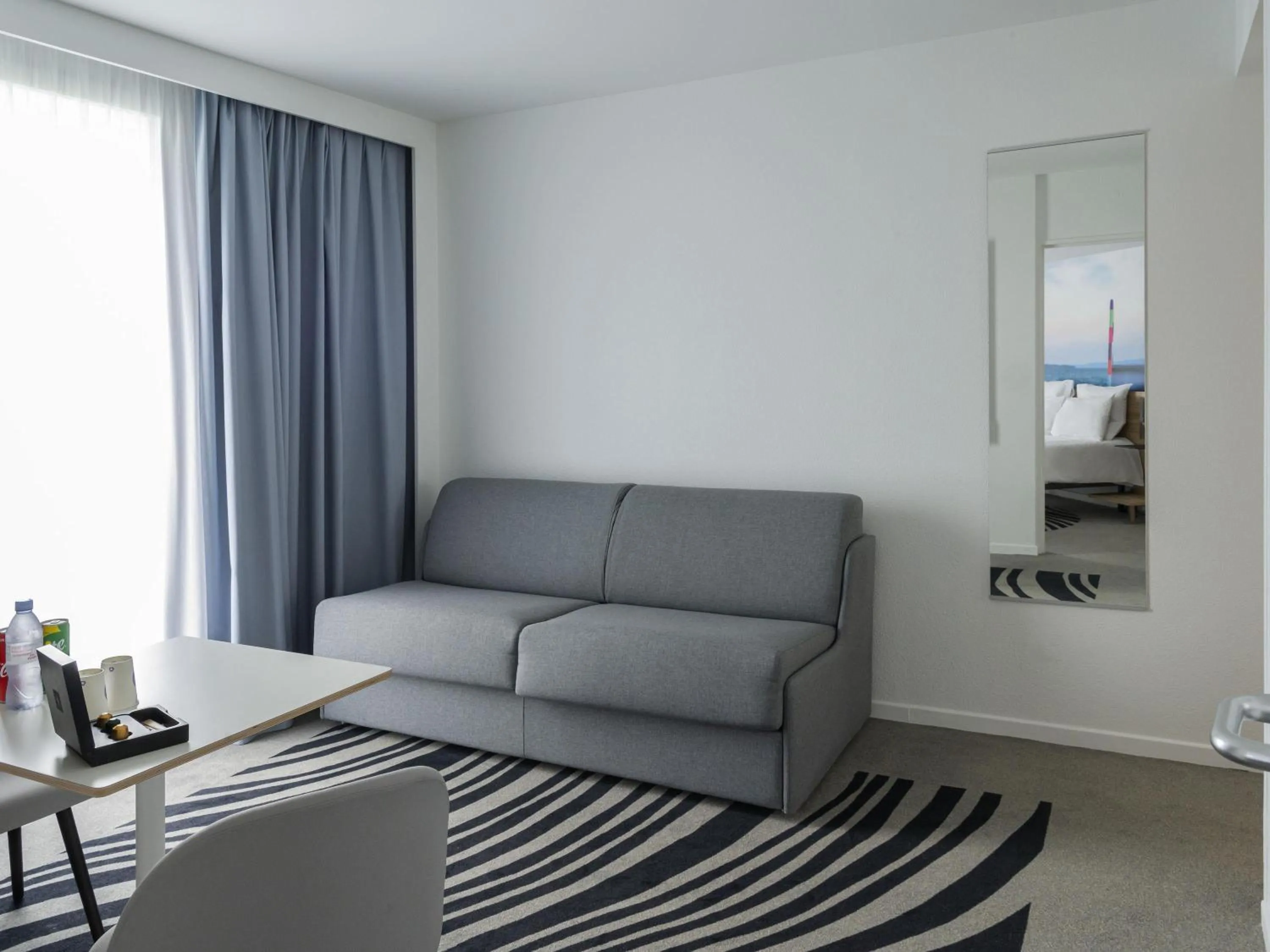 Bedroom in Novotel Le Havre Centre Gare