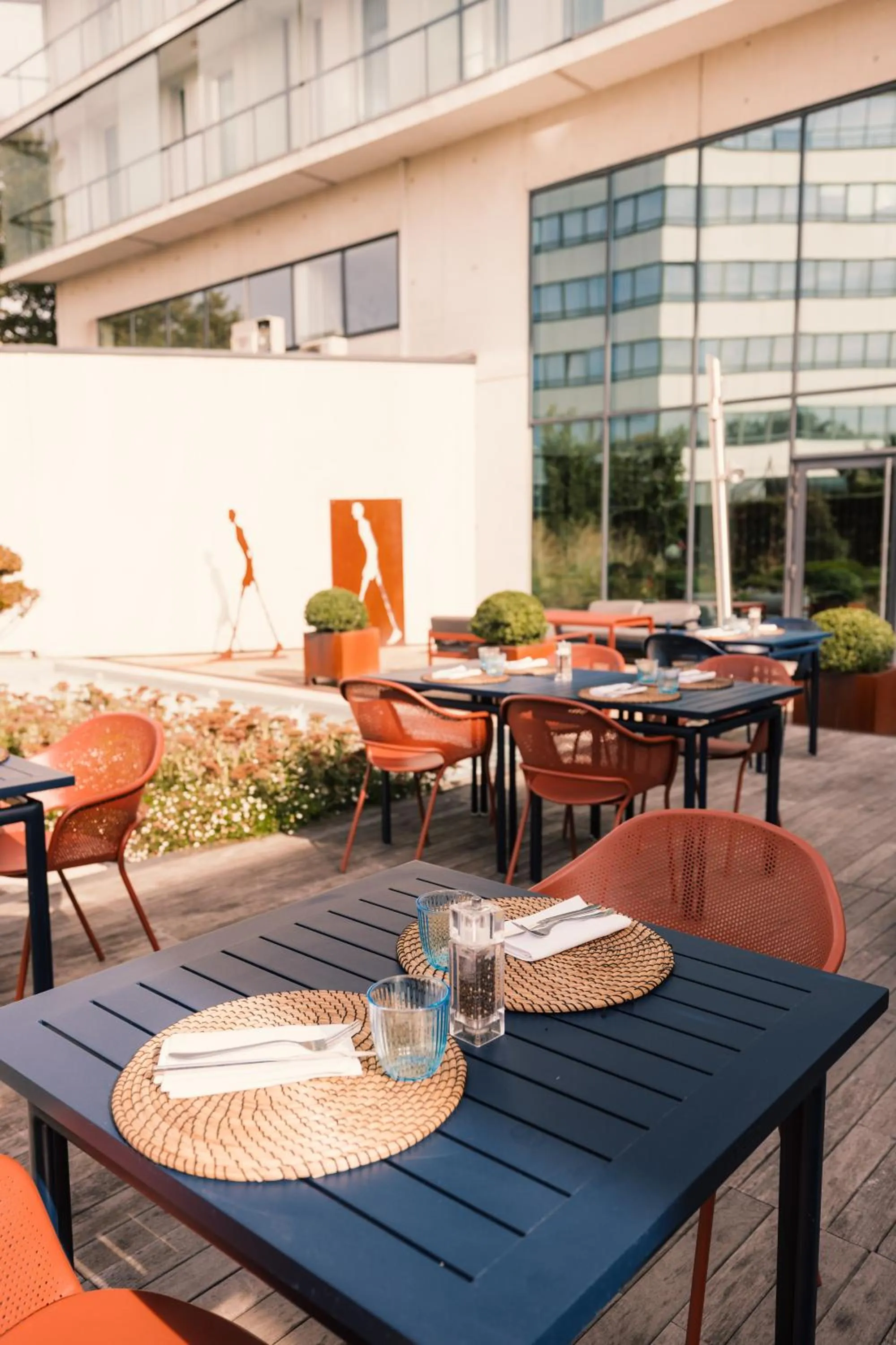 Patio in Novotel Le Havre Centre Gare