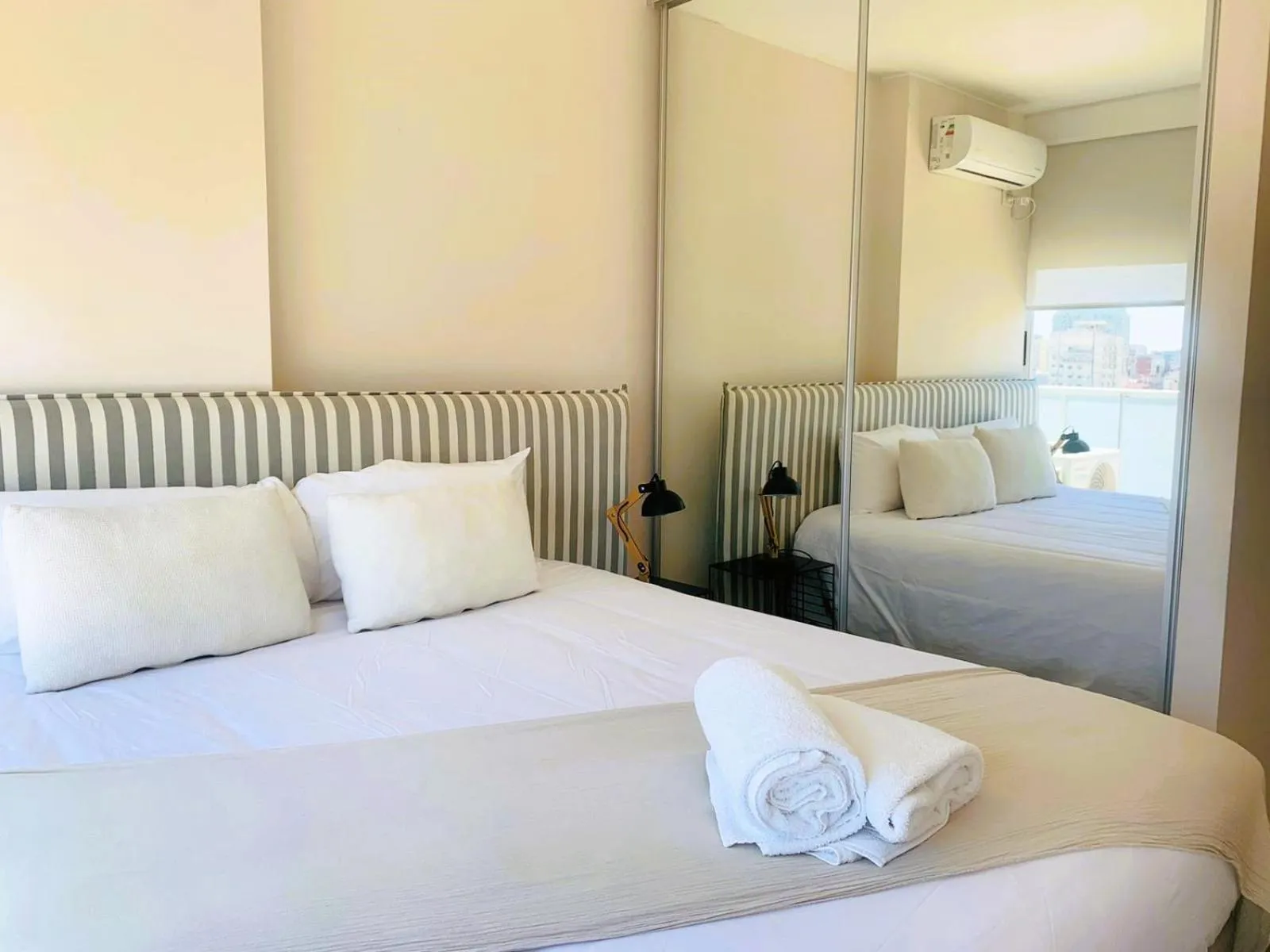 Bed in Top Rentals Belgrano