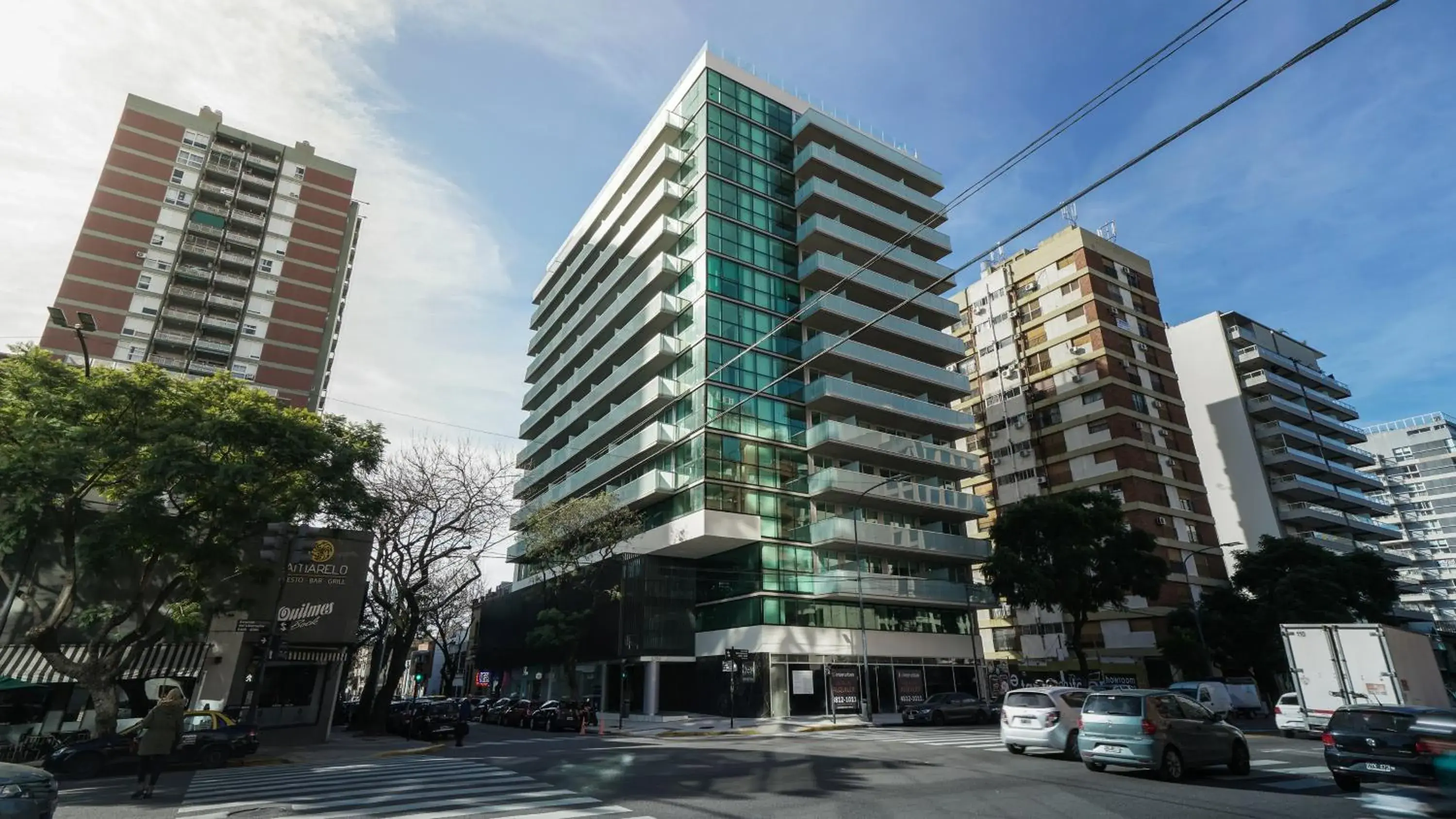 Property building in Top Rentals Belgrano Property building in Top Rentals Belgrano