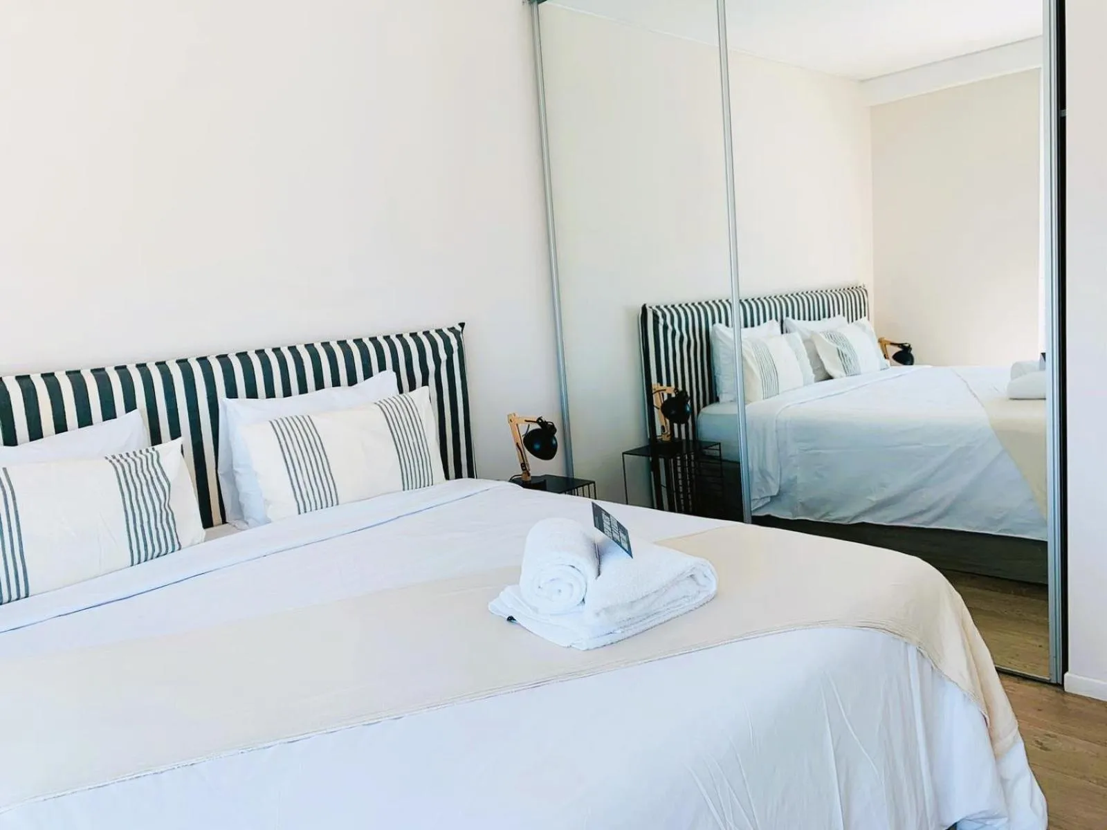 Bed in Top Rentals Belgrano