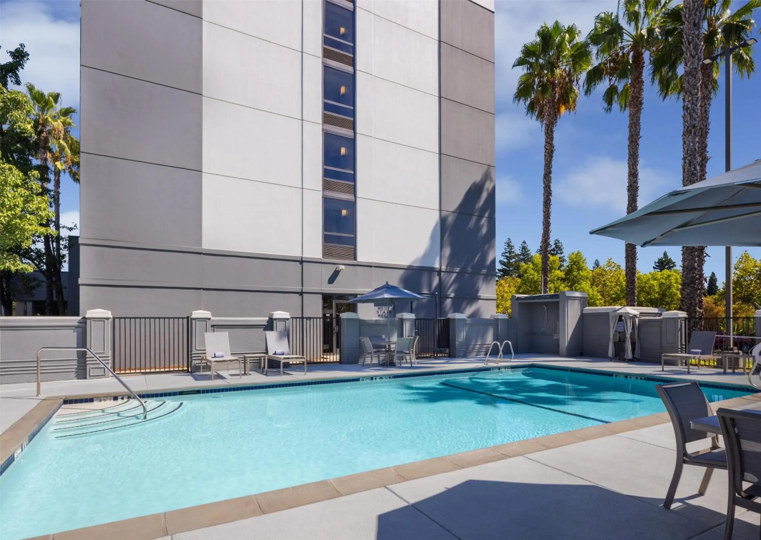 Swimming pool in Hyatt Place Sacramento Rancho Cordova Swimming pool in Hyatt Place Sacramento Rancho Cordova