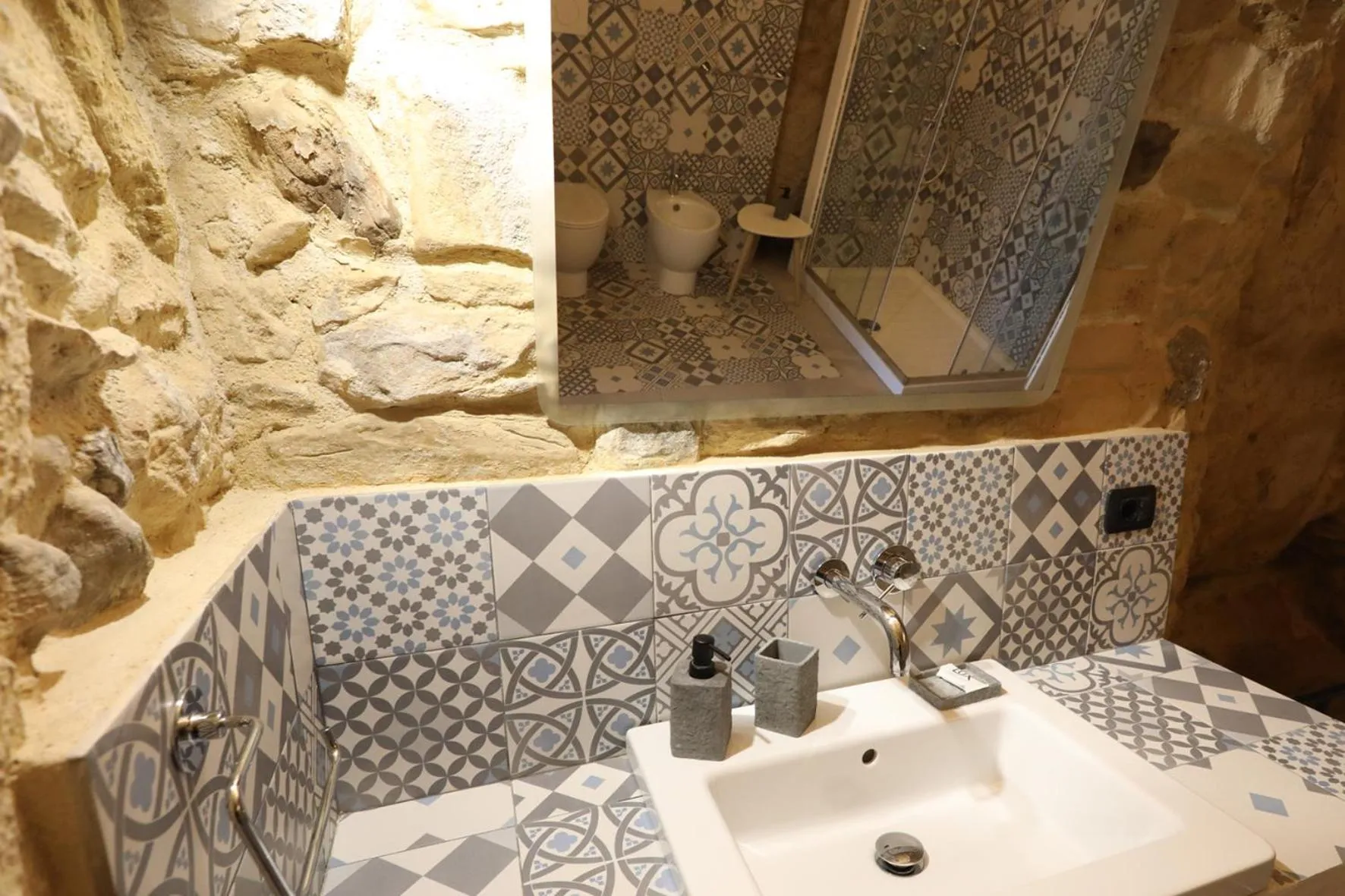 Bathroom in Ibla Barocca