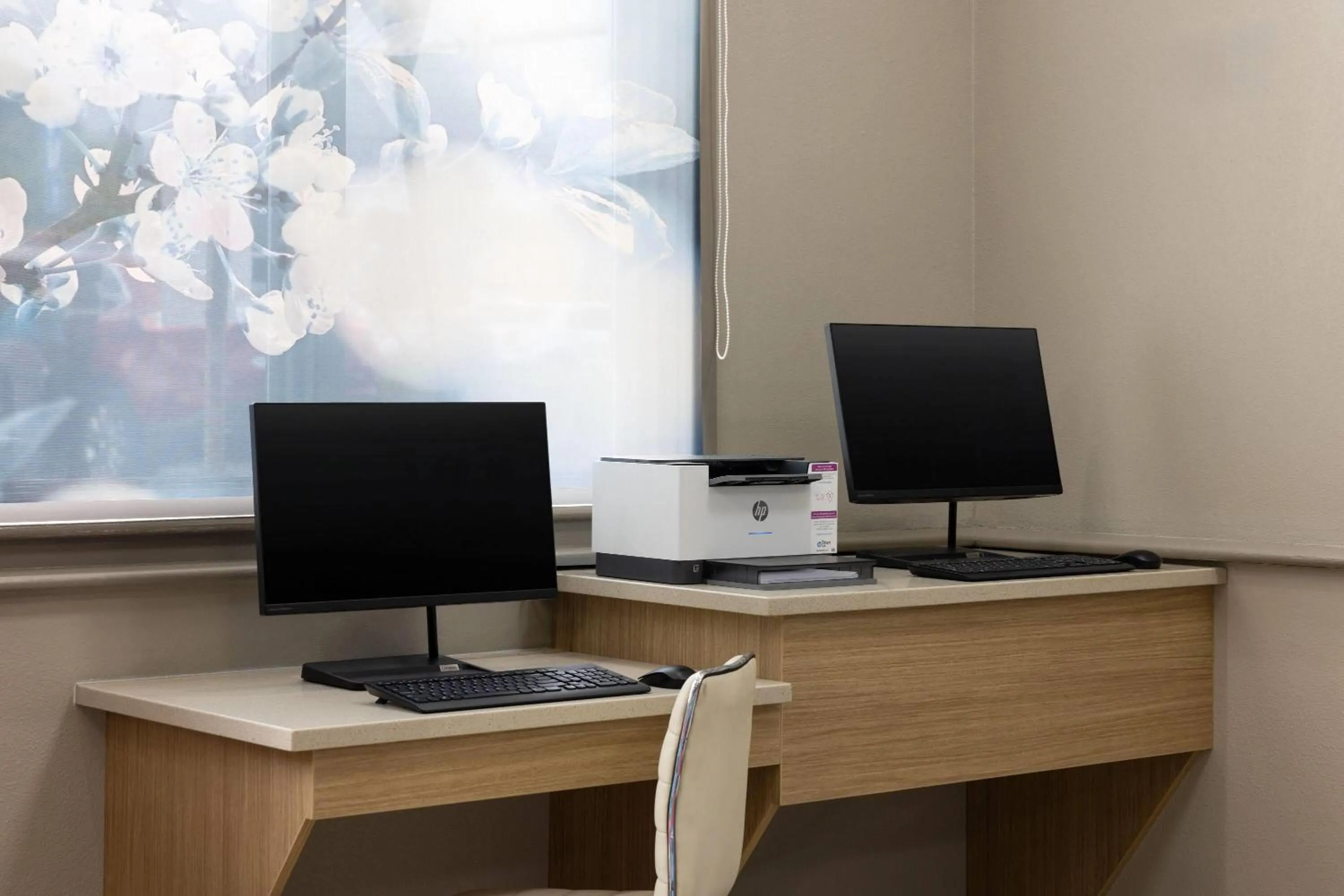 Business facilities in Hawthorn Extended Stay by Wyndham Chambersburg