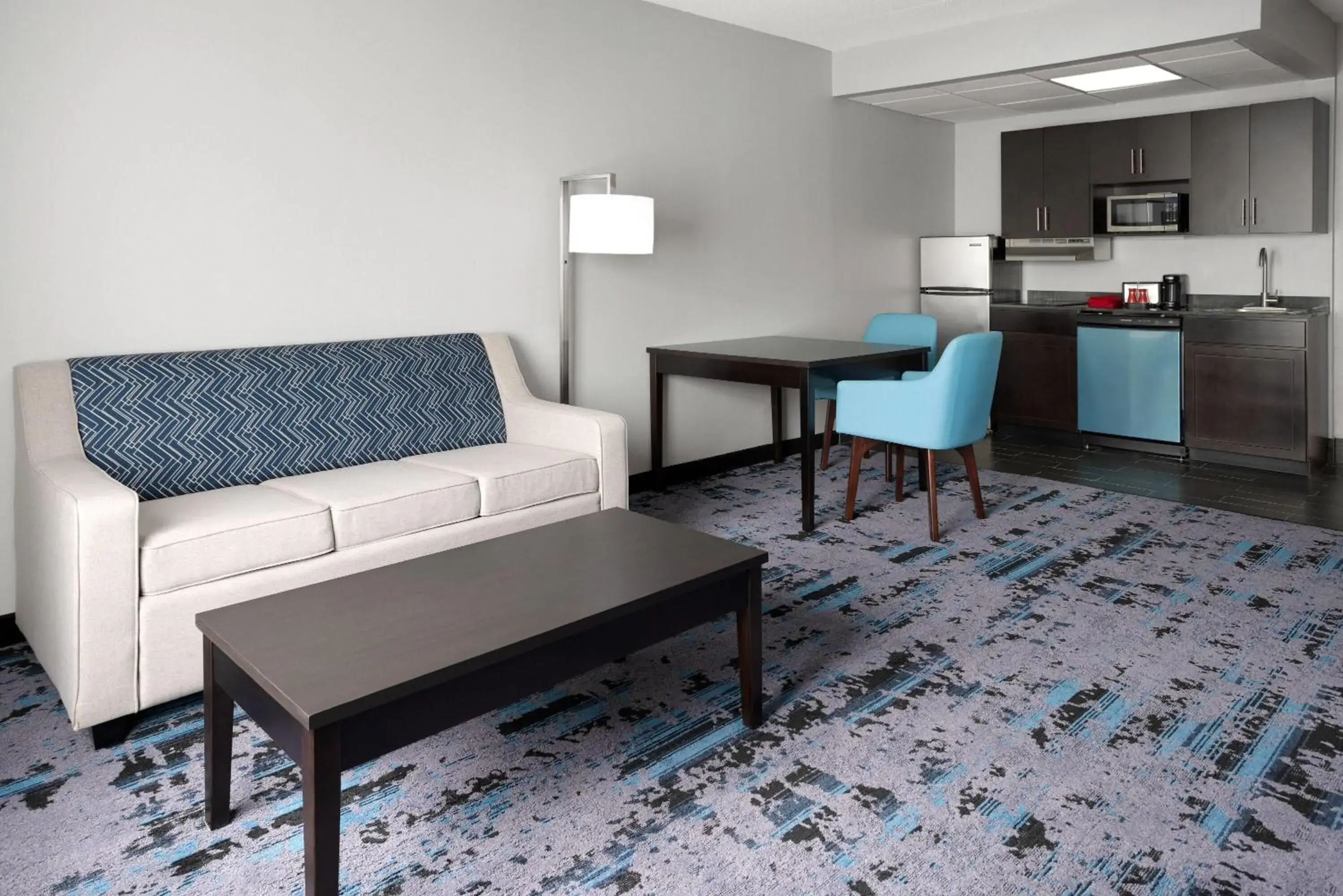 Kitchen or kitchenette in Hawthorn Extended Stay by Wyndham Chambersburg Kitchen or kitchenette in Hawthorn Extended Stay by Wyndham Chambersburg