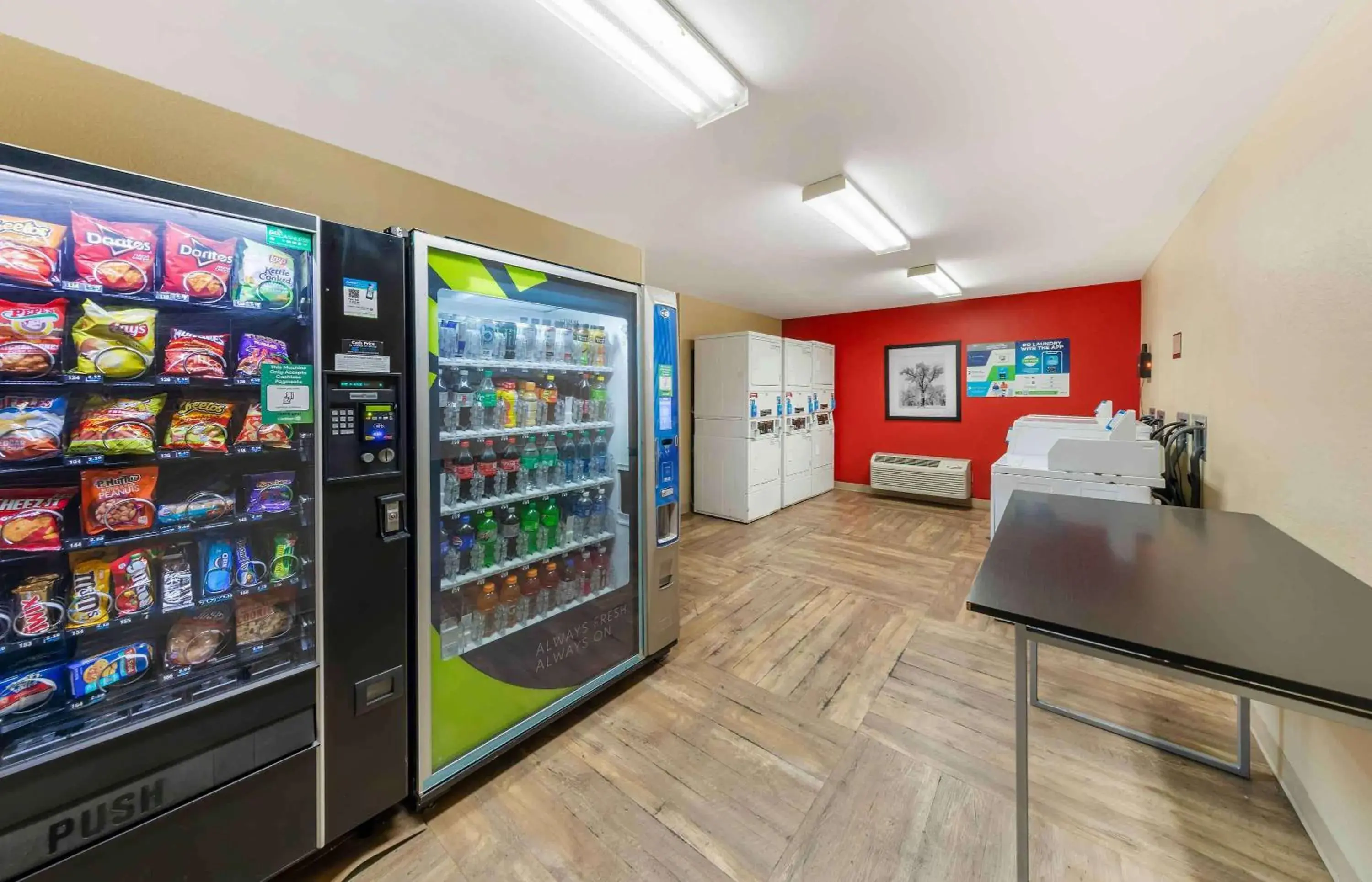 Property building in Extended Stay America Suites - Los Angeles - Ontario Airport Property building in Extended Stay America Suites - Los Angeles - Ontario Airport