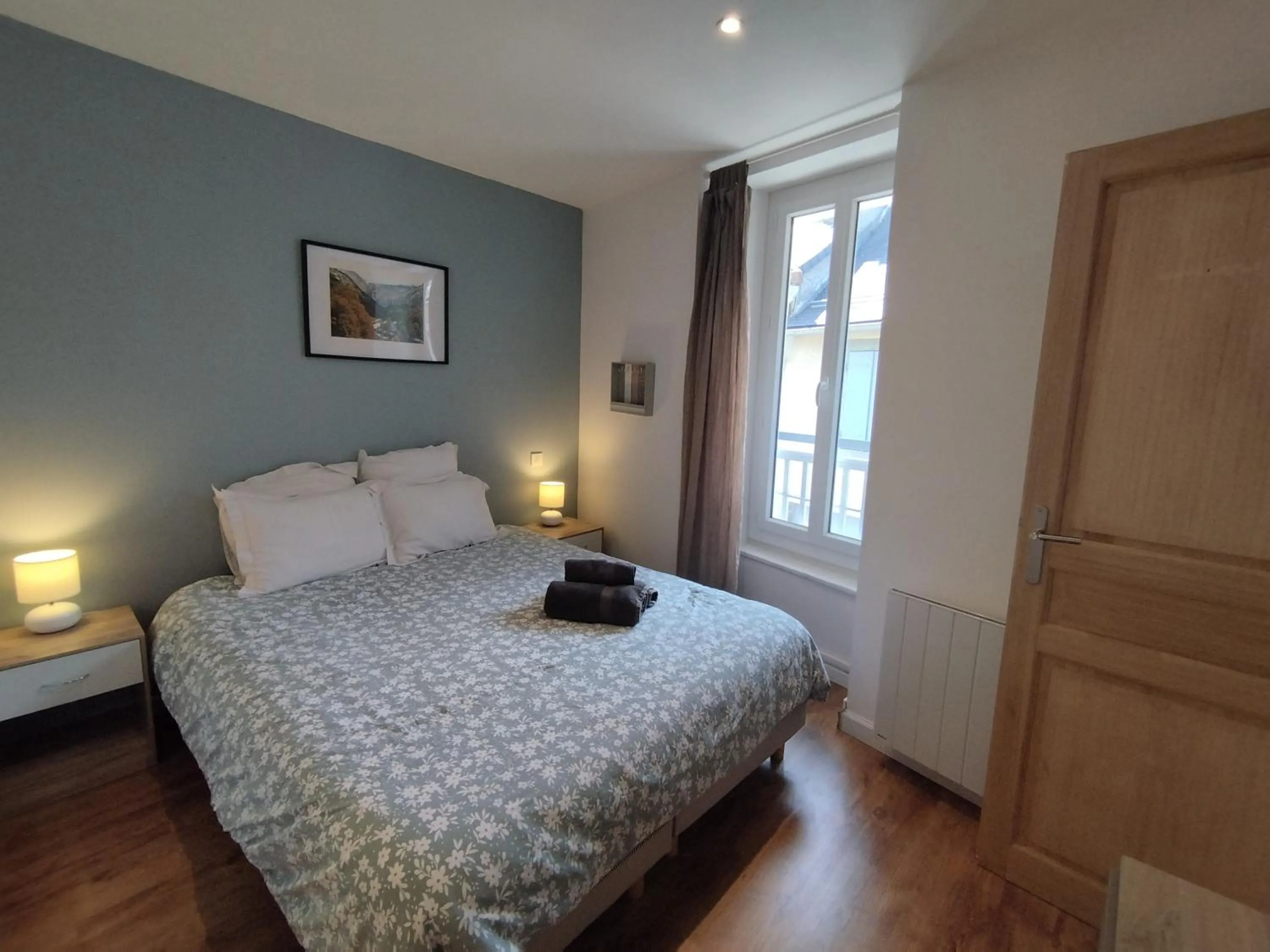 Bedroom, Bed in Chez Lolette