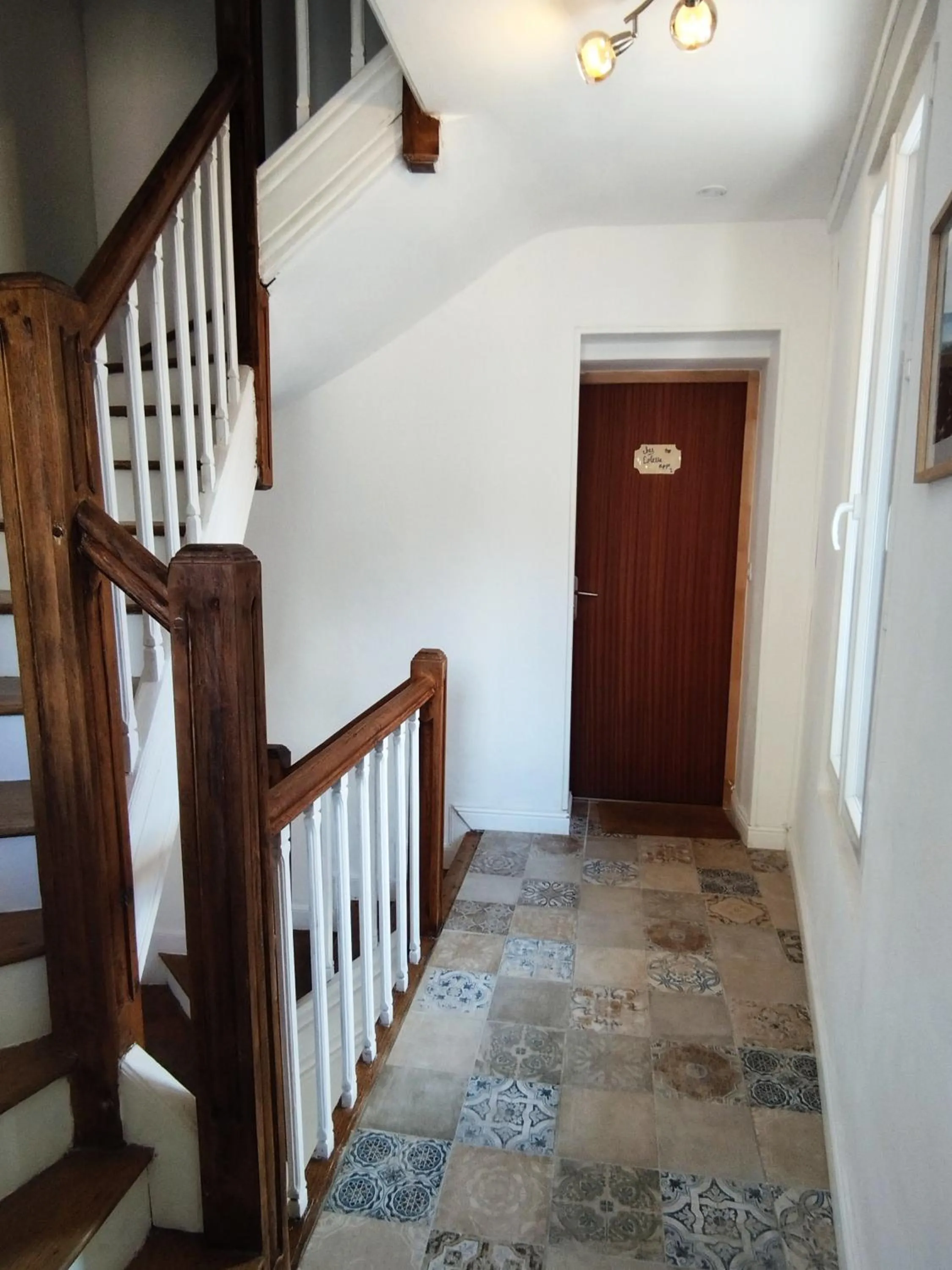 Facade/entrance in Chez Lolette