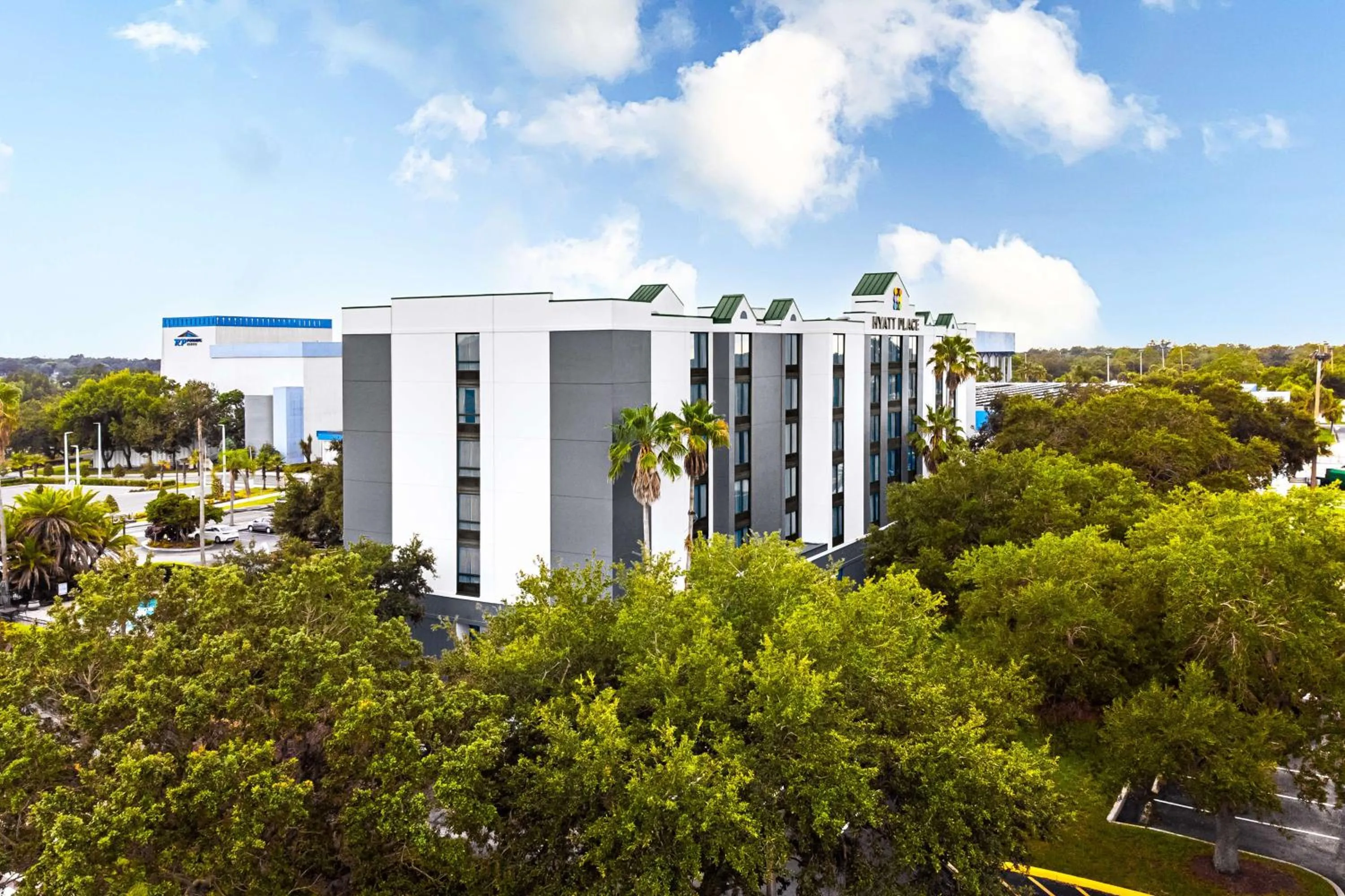 Property building in Hyatt Place Lakeland Center