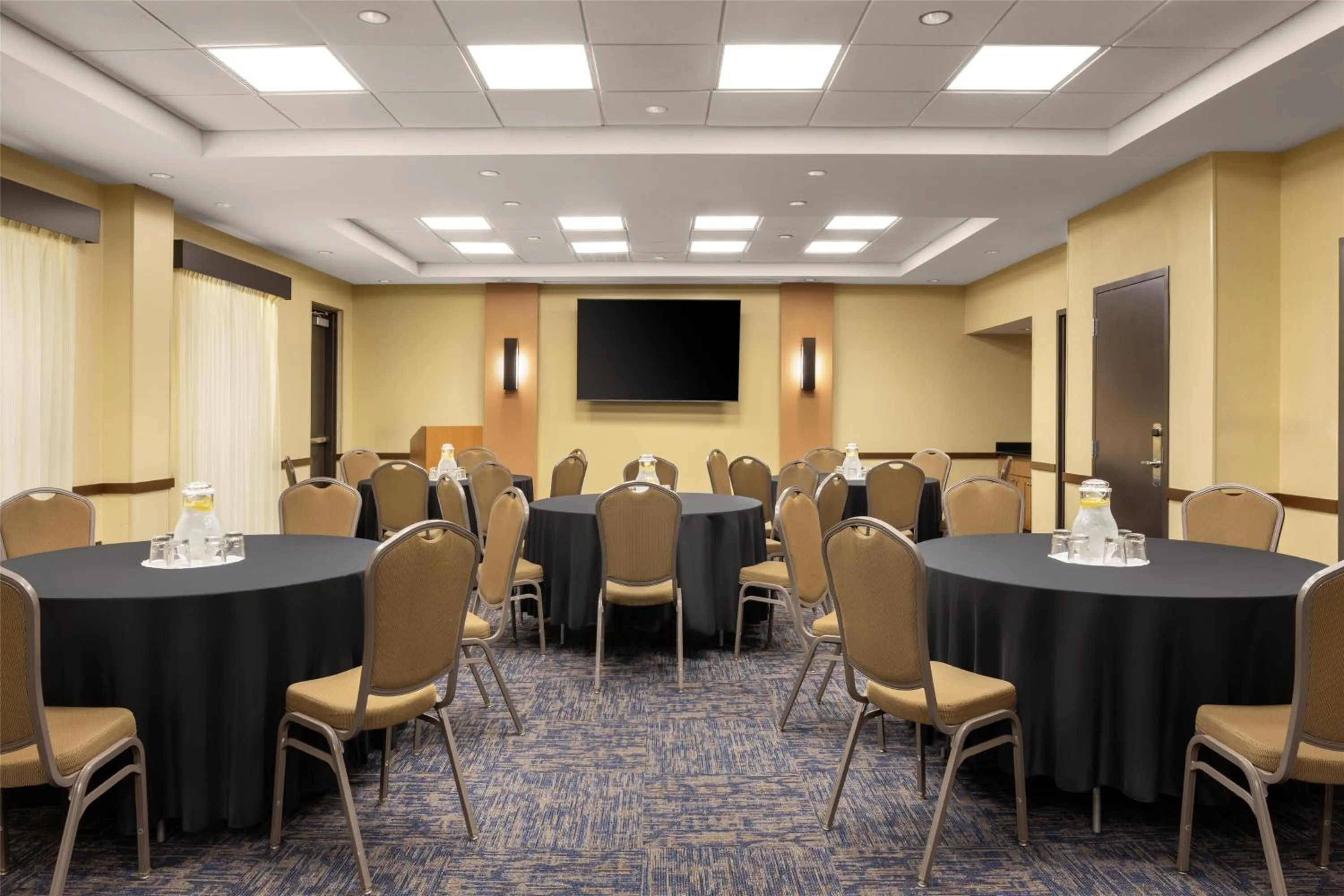 Meeting/conference room in Hyatt Place Memphis Germantown