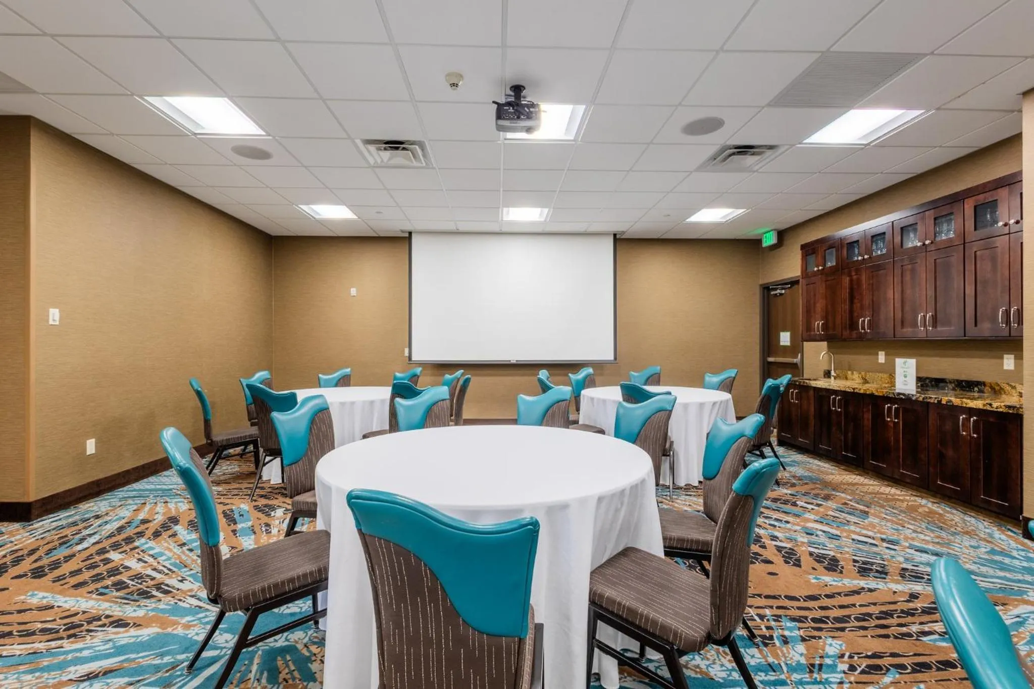 Meeting/conference room in Holiday Inn South Jordan - SLC South by IHG
