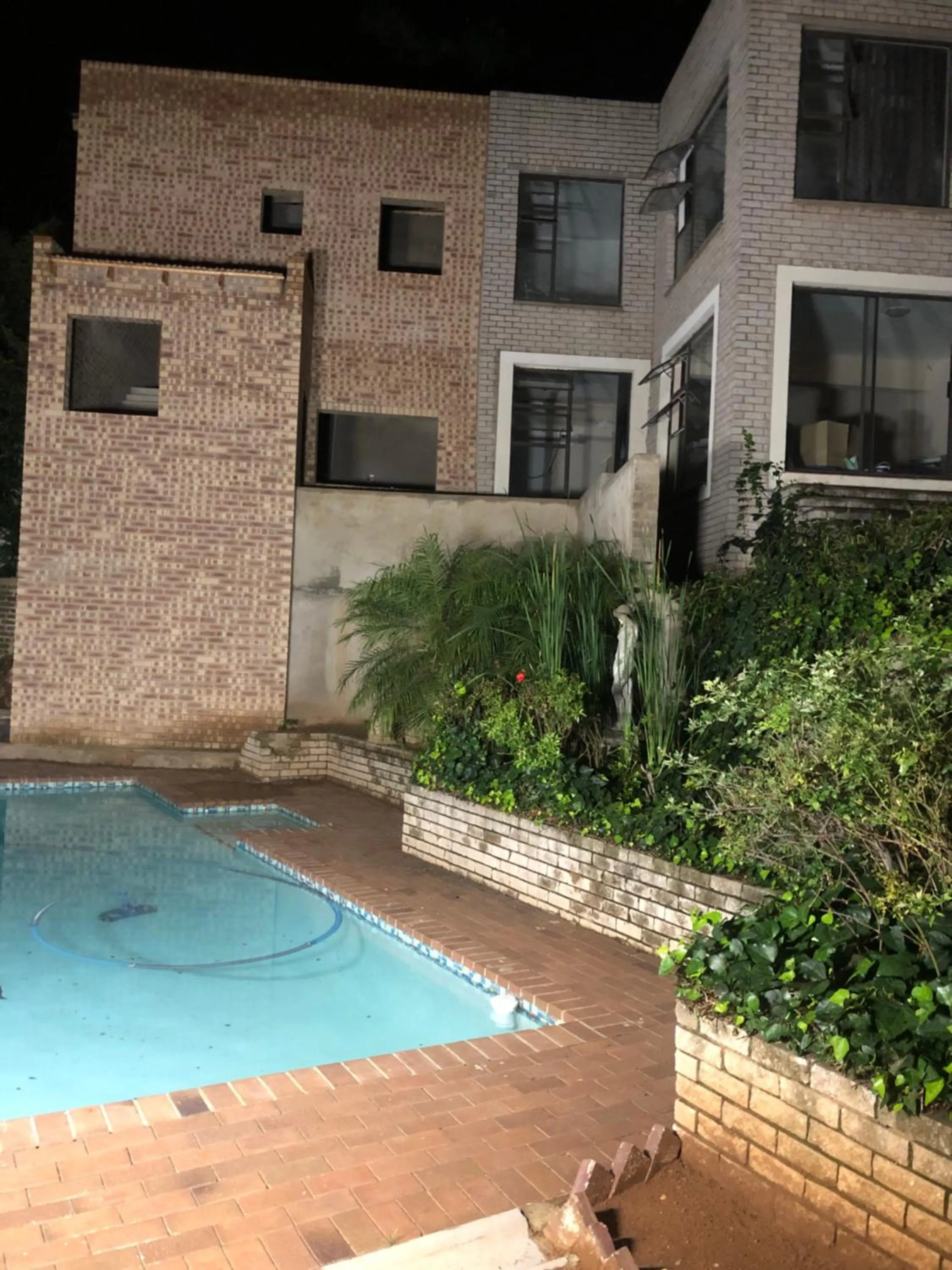 Swimming pool in Naomi's Place