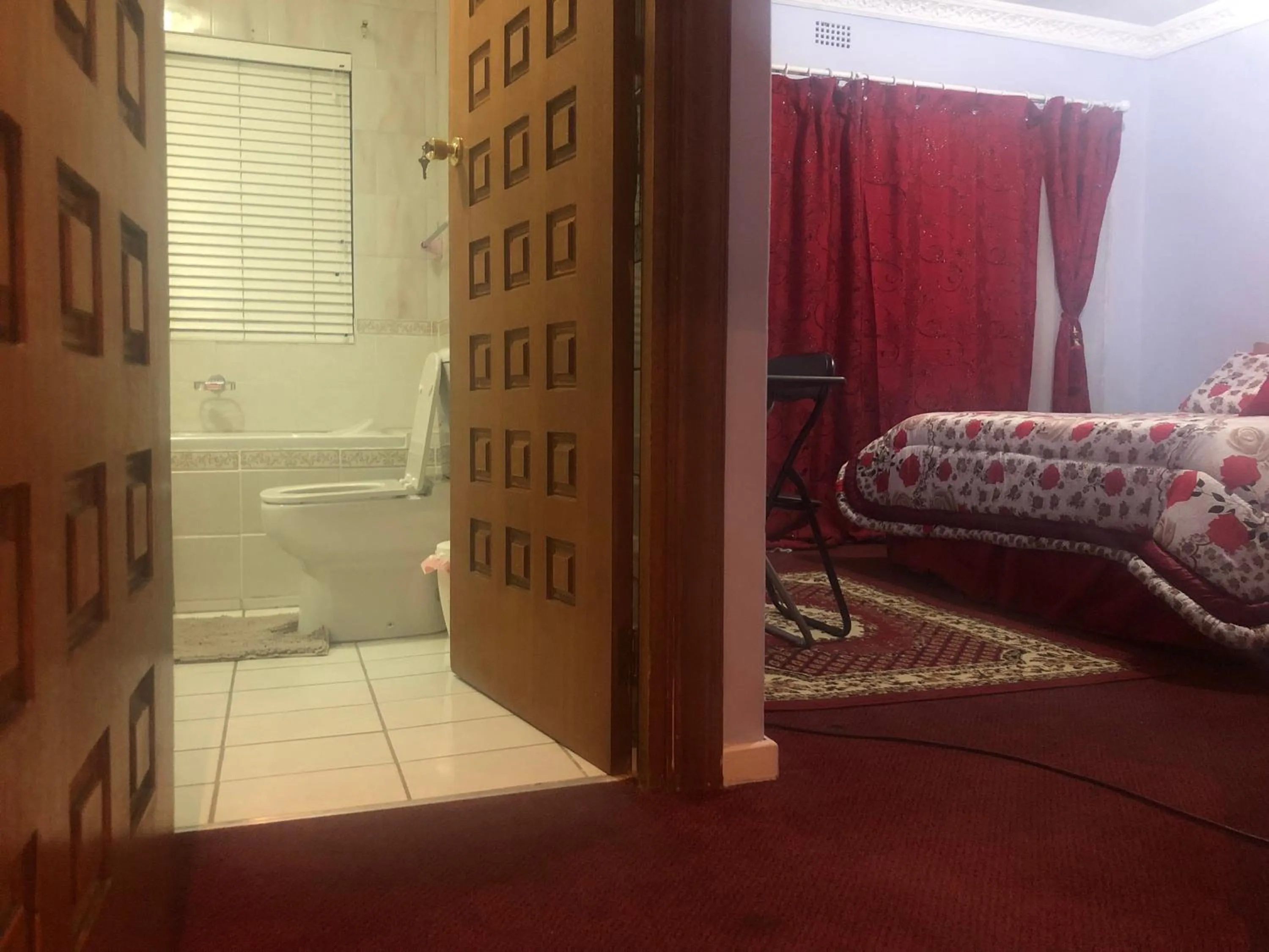 Bathroom in Naomi's Place