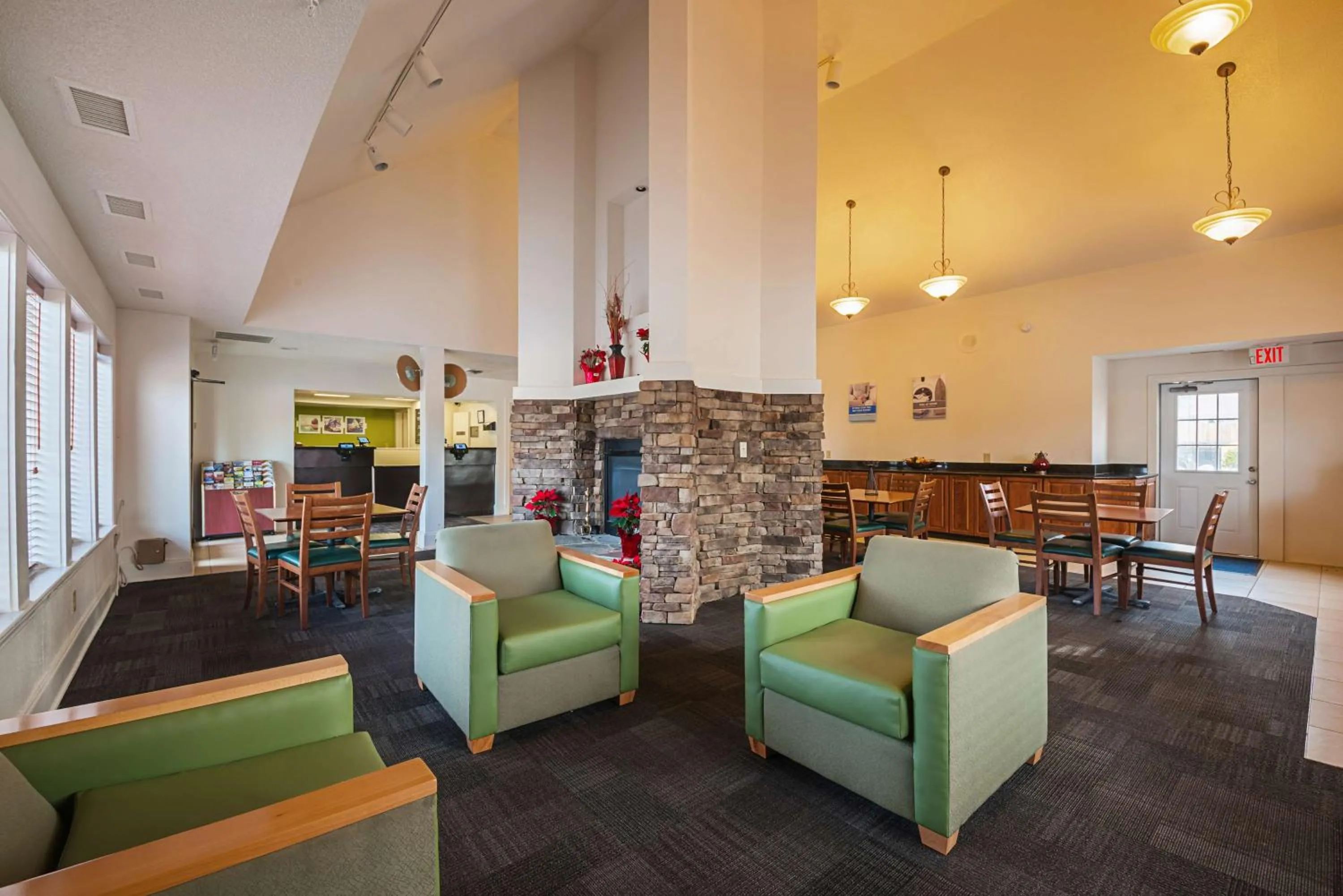 Library in Studio 6-Greensboro, NC