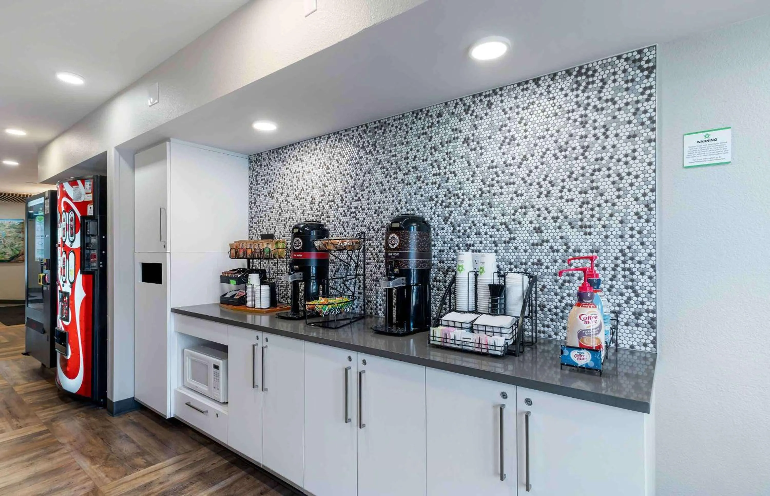 Breakfast in Extended Stay America Suites - San Ramon - Bishop Ranch - East