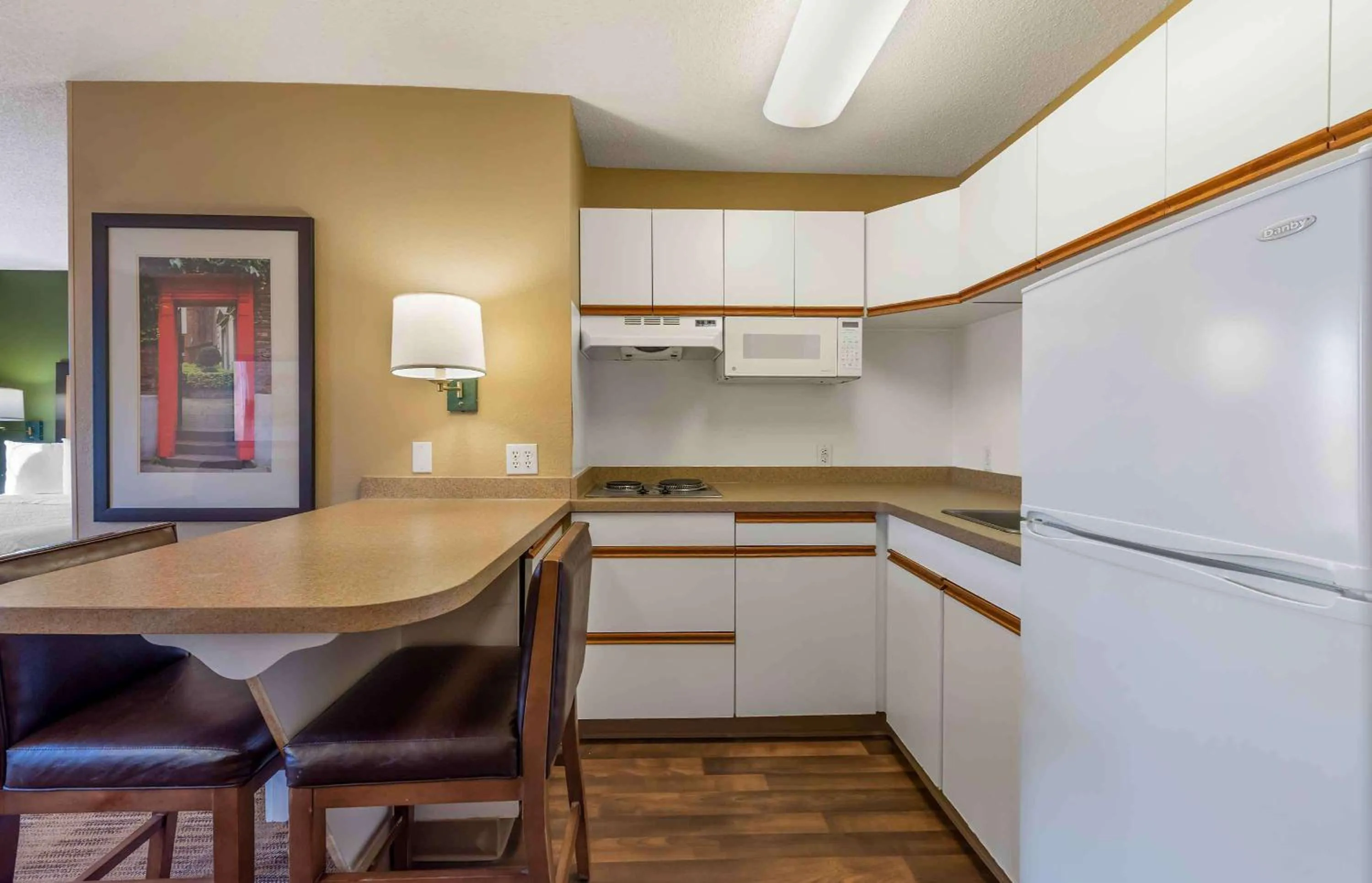 Kitchen or kitchenette in Extended Stay America Suites - Minneapolis - Airport - Eagan - North