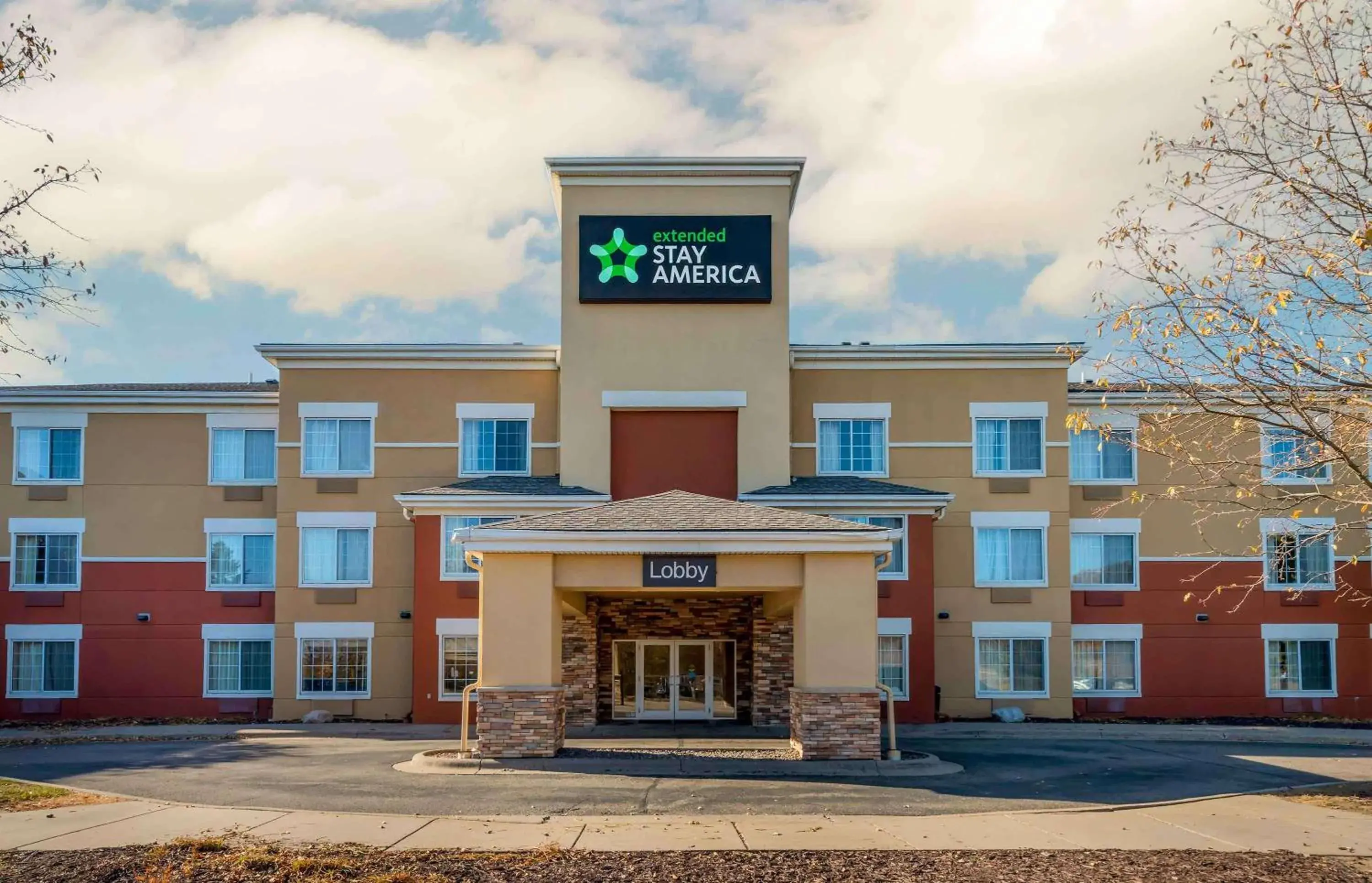 Property building in Extended Stay America Suites - Minneapolis - Airport - Eagan - North Property building in Extended Stay America Suites - Minneapolis - Airport - Eagan - North